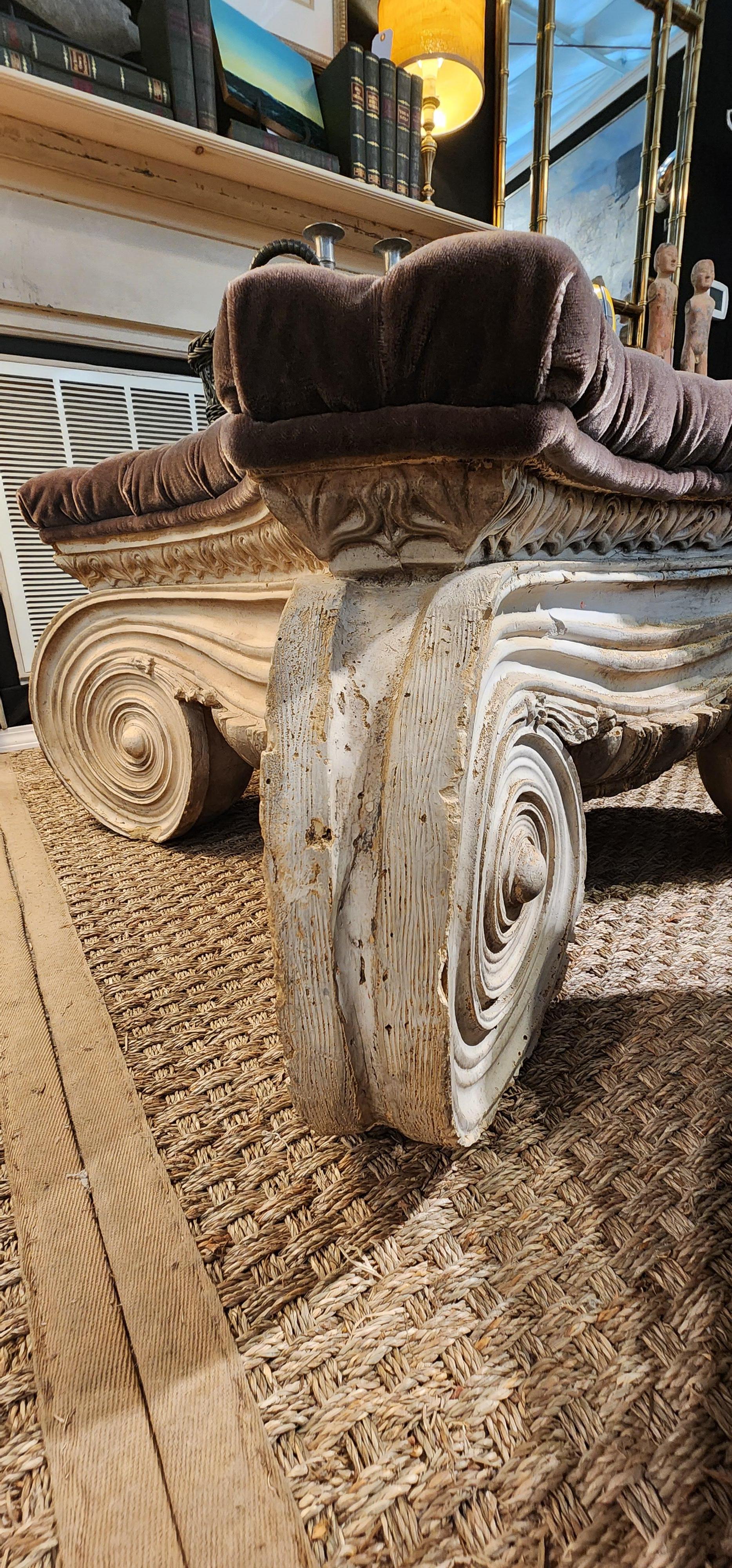Américain Grand pouf en grès architectural du 19ème siècle en vente