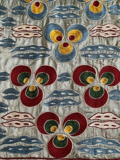 Tapiz Suzani Bordado a Mano con Motivos Chintamani de Seda Otomana