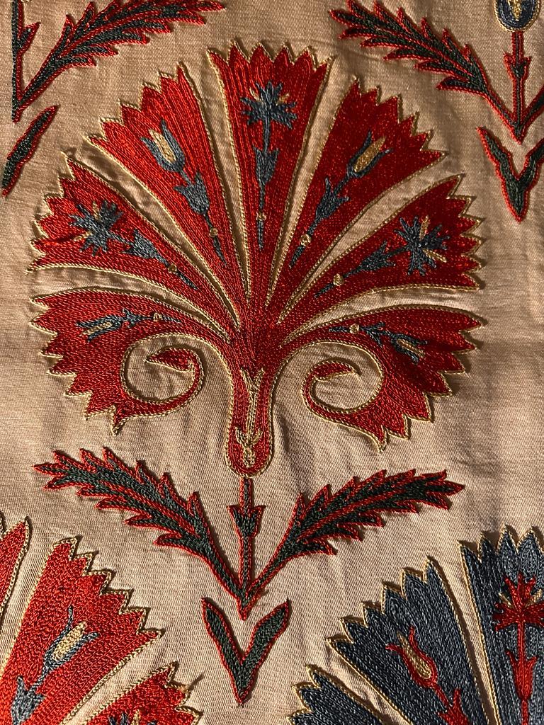 Ottoman Silk Red and Blue Carnation Hand Embroidered Suzani Runner In New Condition For Sale In London, GB
