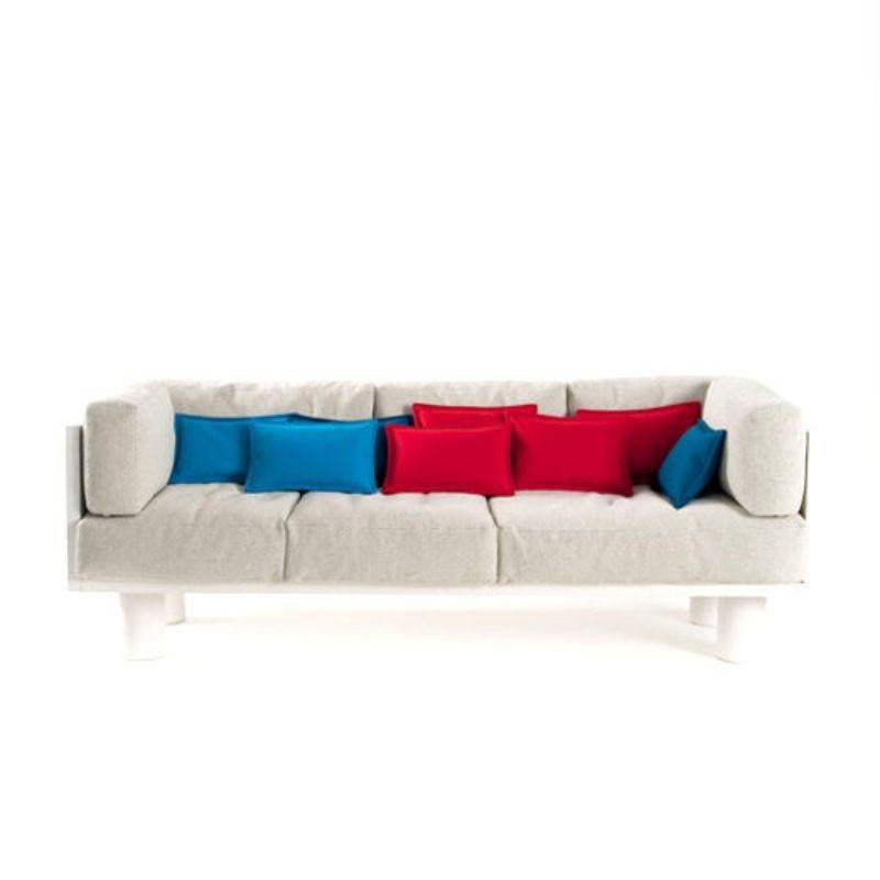 Ottoman sofa, large by Colé Italia with Aksu/Suardi
Dimensions: H.72 D.80 W.220 cm
Materials: Solid wood whit flamed ash finishing natural or stained and cushions down padded and
upholstered. Wood finishing NA natural ash; WT white, CA Canaletto,