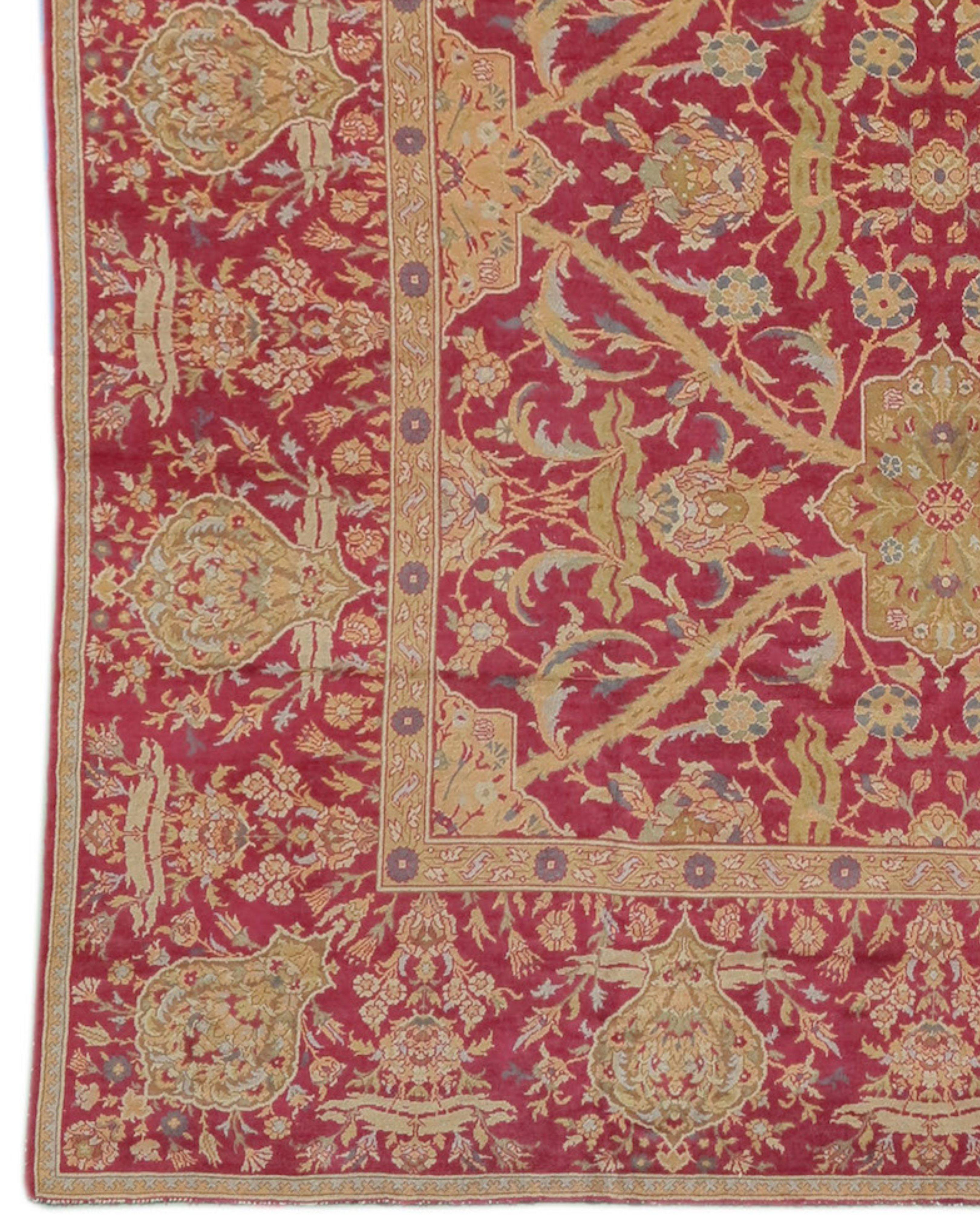 Antiker Teppich im Ottomane-Stil, spätes 19. Jahrhundert (Österreichisch) im Angebot