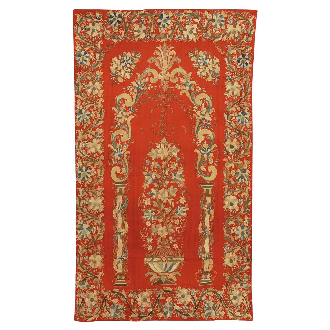 Ottomana tessile ricamata di colore rosso in vendita