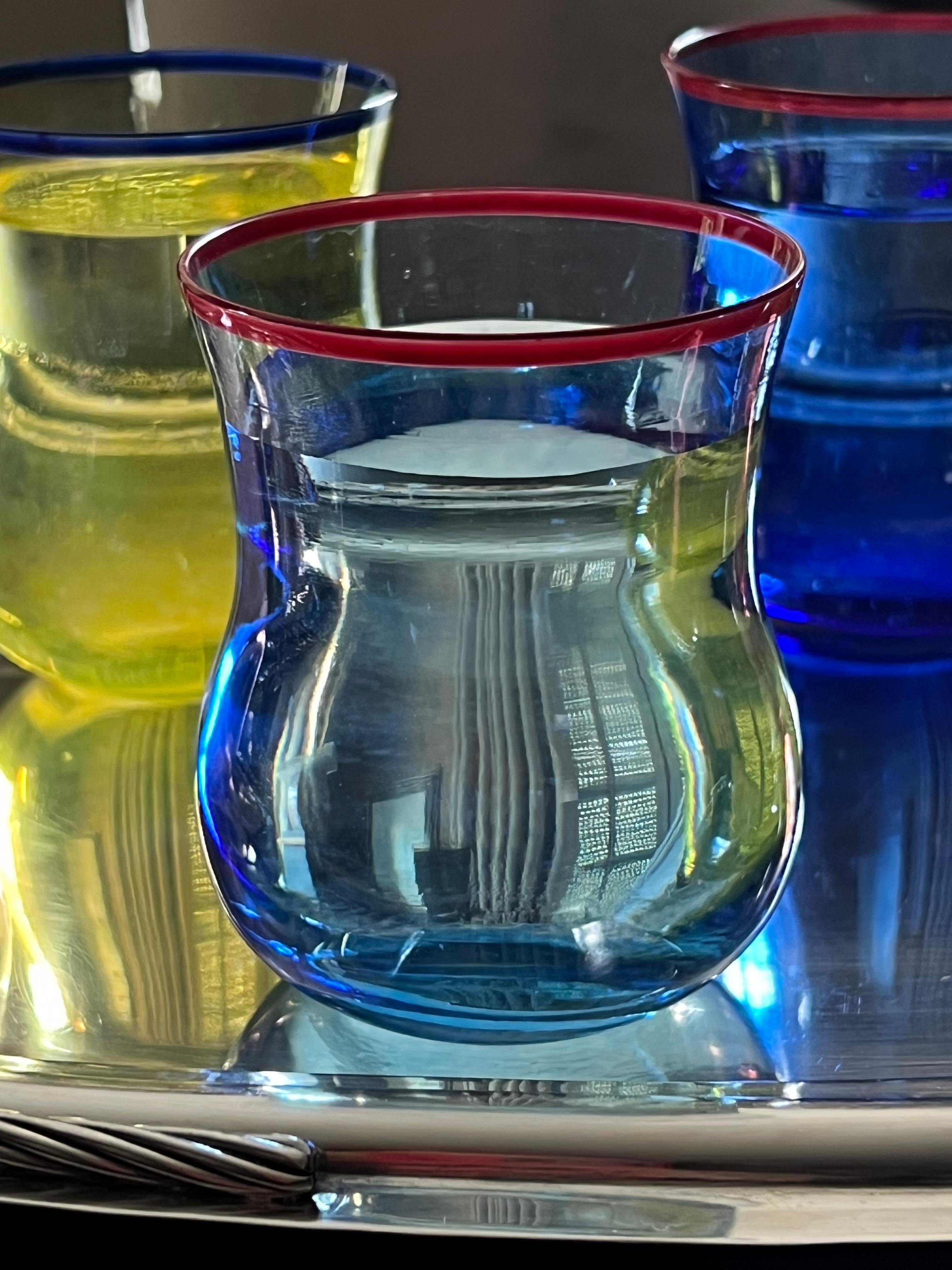 Ottoman Tulip Tumblers in Colored Glass with Contrast Rim For Sale 4