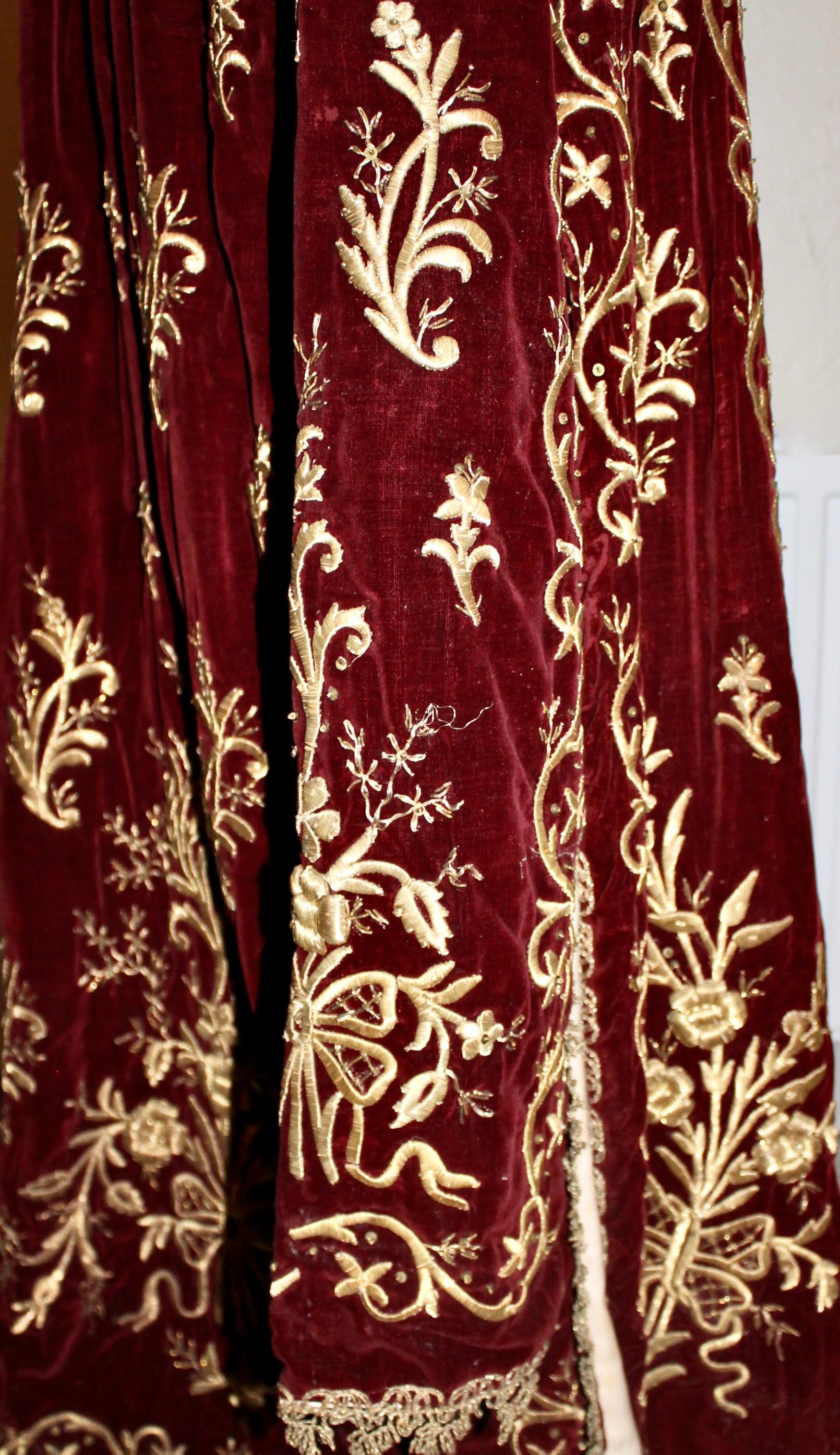 Ottoman Turkish 'Bindalli' Wedding Dress Hand Embroidered Gold Thread Late 19c. For Sale 6