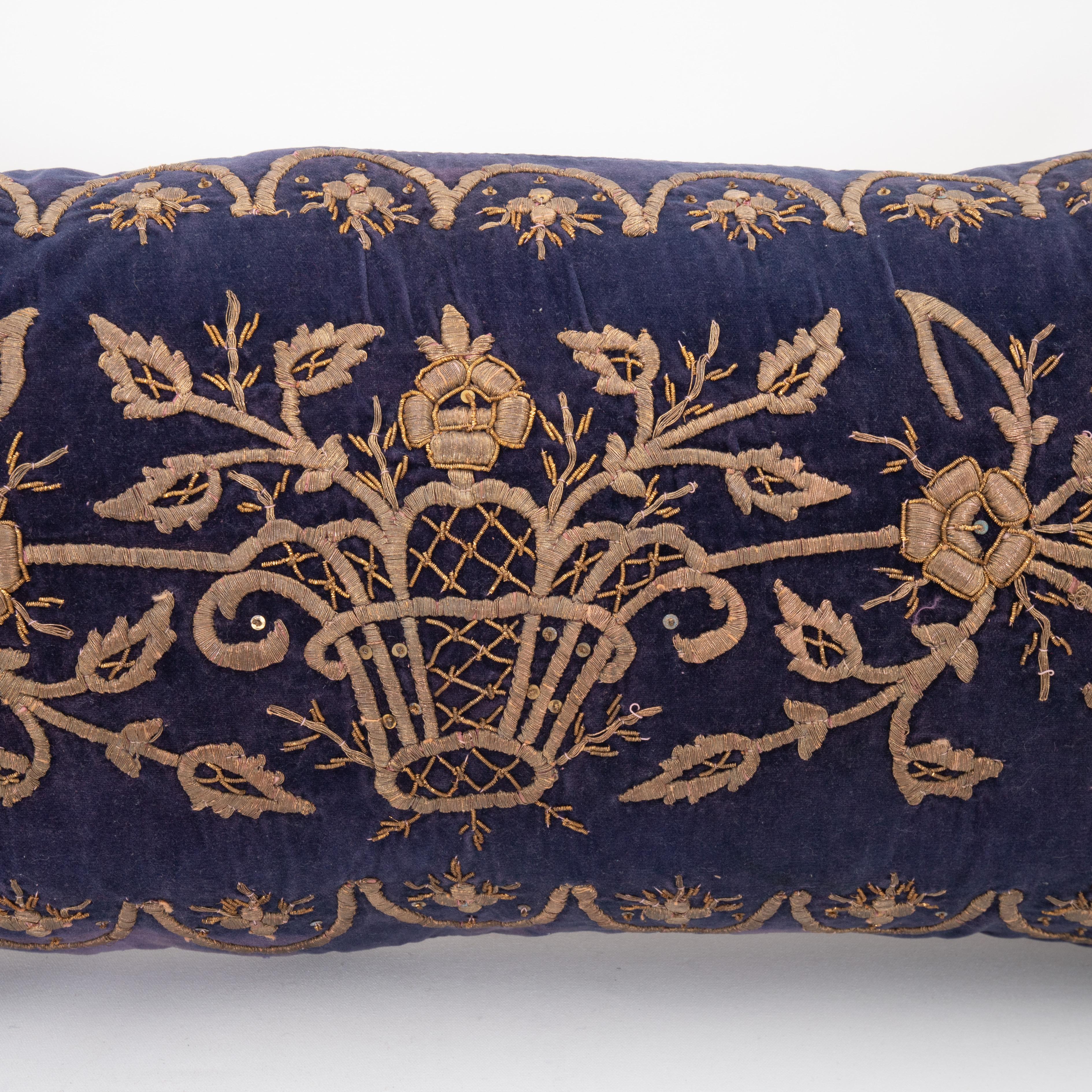 Ottoman / Turkish Pillow Cover in Sarma Technique, late 19th / Early 20th C. In Good Condition For Sale In Istanbul, TR