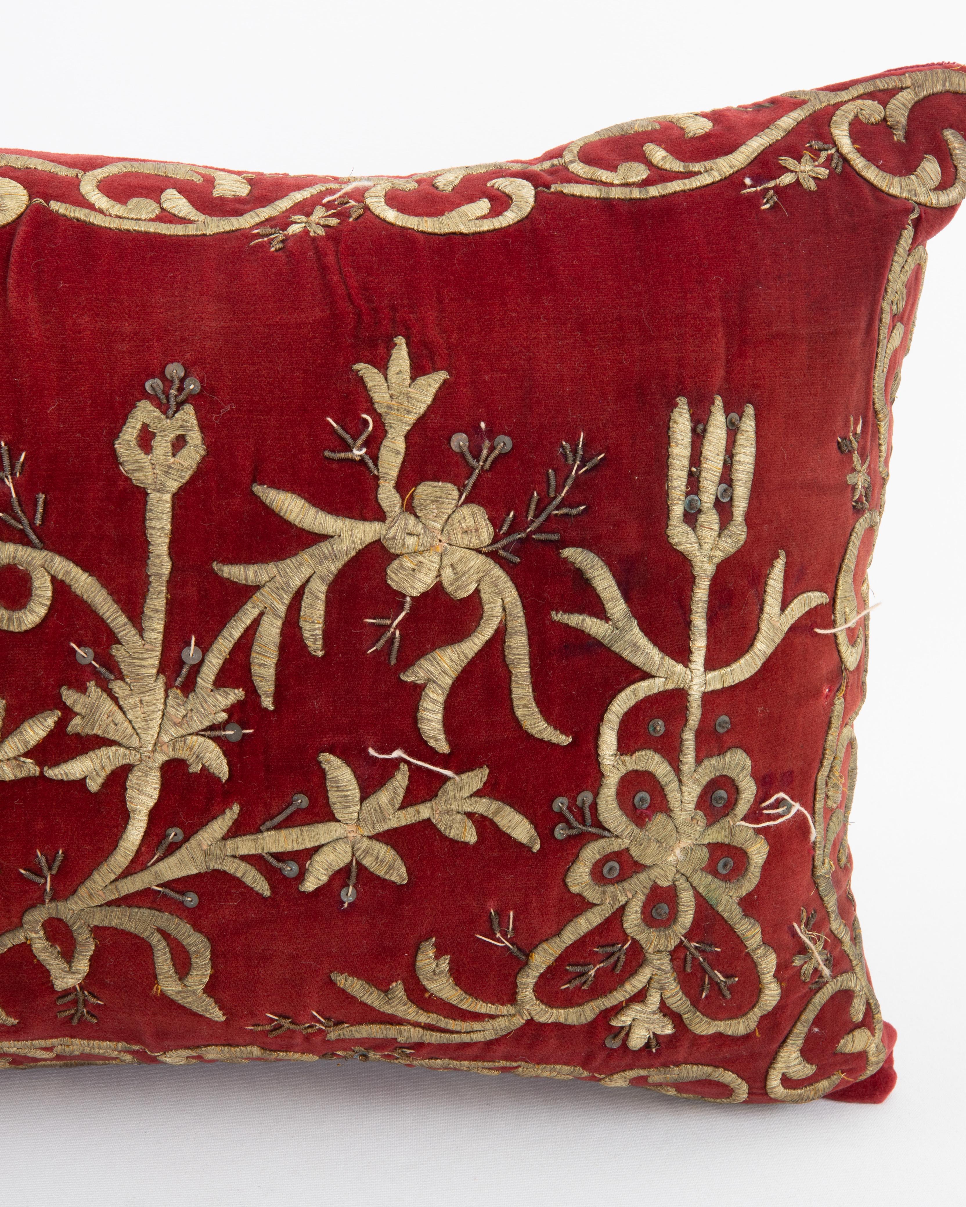 Ottoman / Turkish Pillow Cover in Sarma Technique, late 19th / Early 20th C. For Sale 1