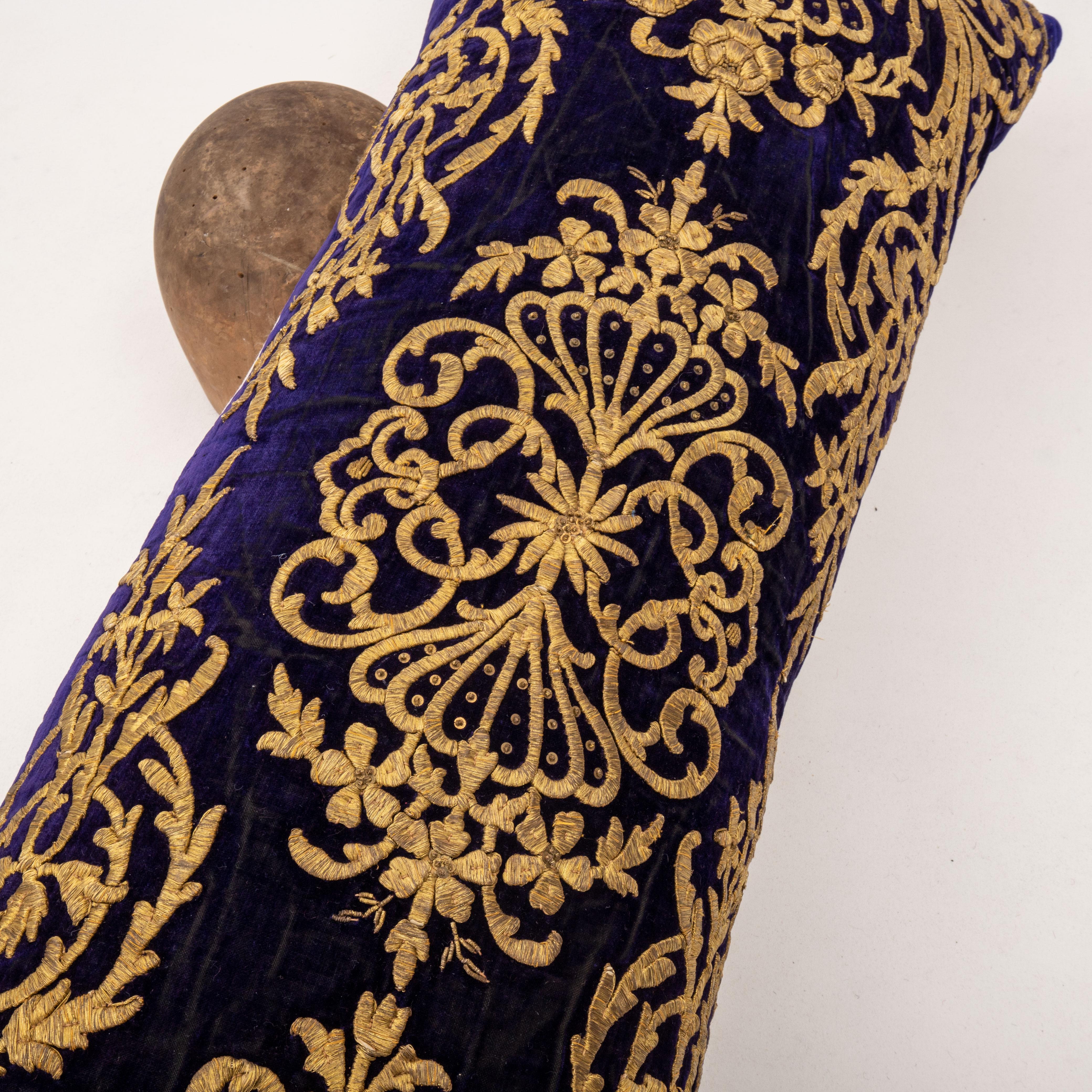 Ottoman / Turkish Pillow Cover in Sarma Technique, late 19th / Early 20th C. For Sale 1