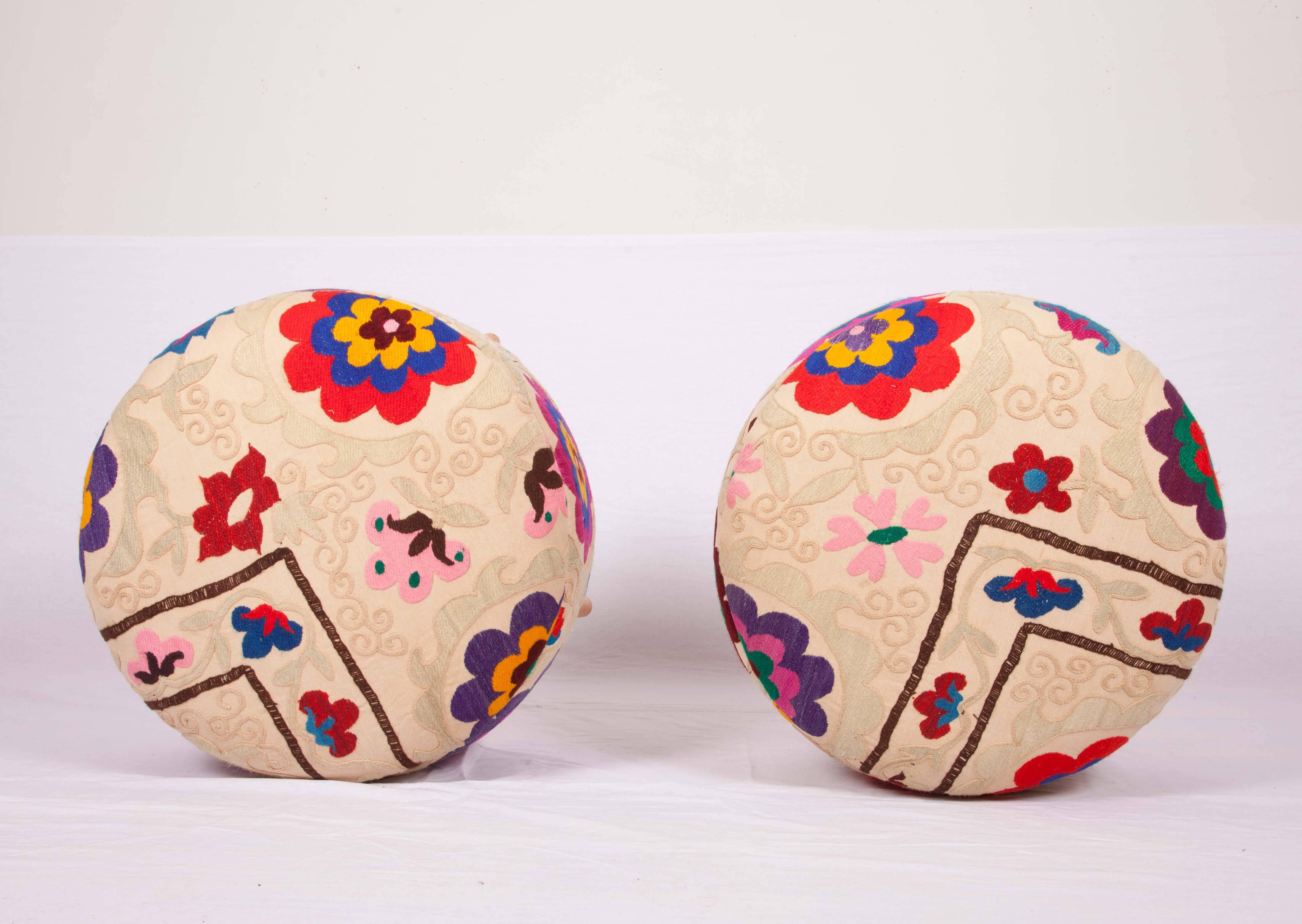 Ottomans / Poufs Upholstered with Vintage Uzbek Suzani In Good Condition In Istanbul, TR