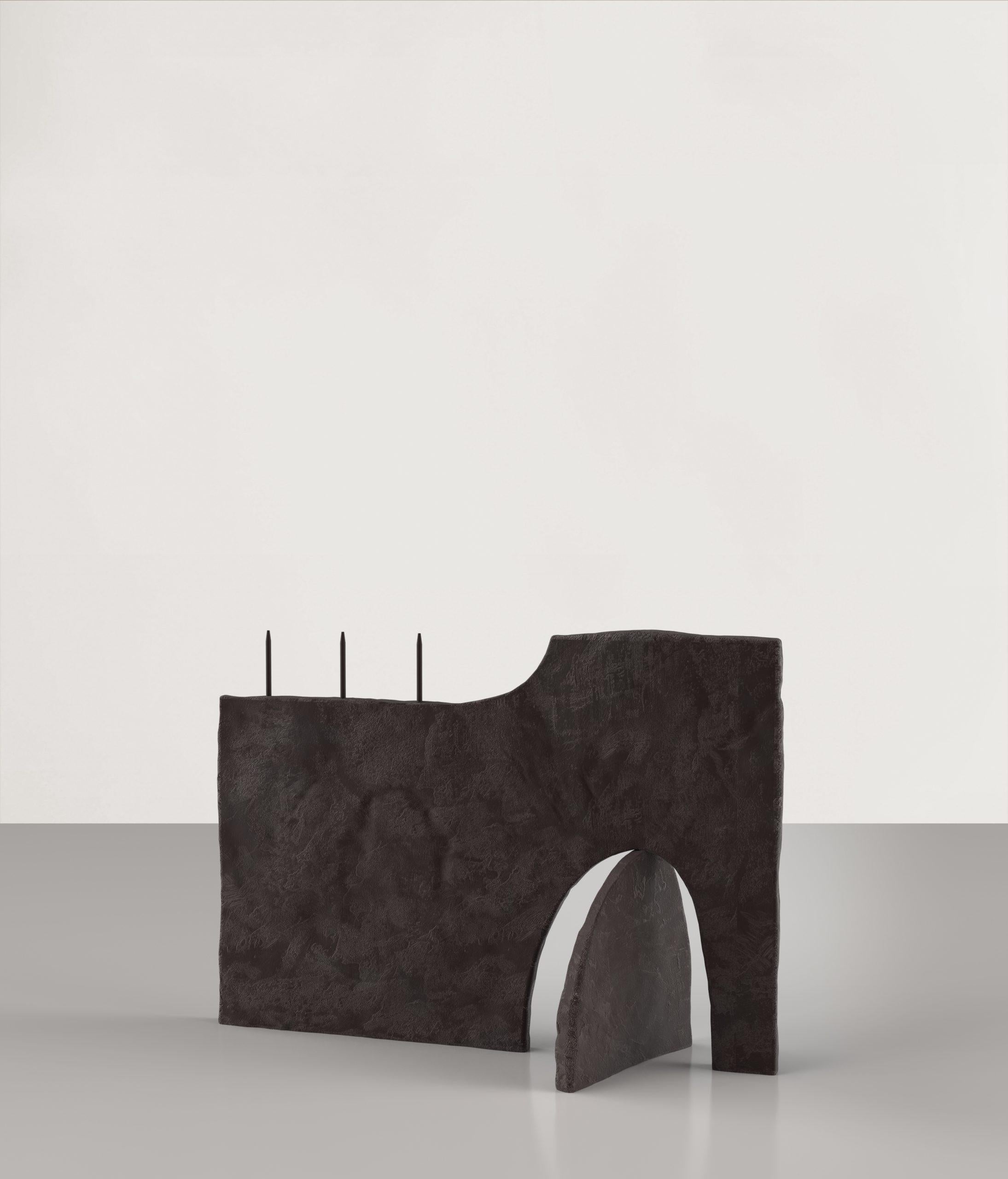 Ouble V1 candleholder by Edizione Limitata
Limited Edition of 15 + 3 pieces. Signed and numbered.
Dimensions: D 7 x W 21 x H 15 cm.
Materials: Cast Bronze.

Edizione Limitata, that is to say “Limited Edition”, is a brand promoting and
