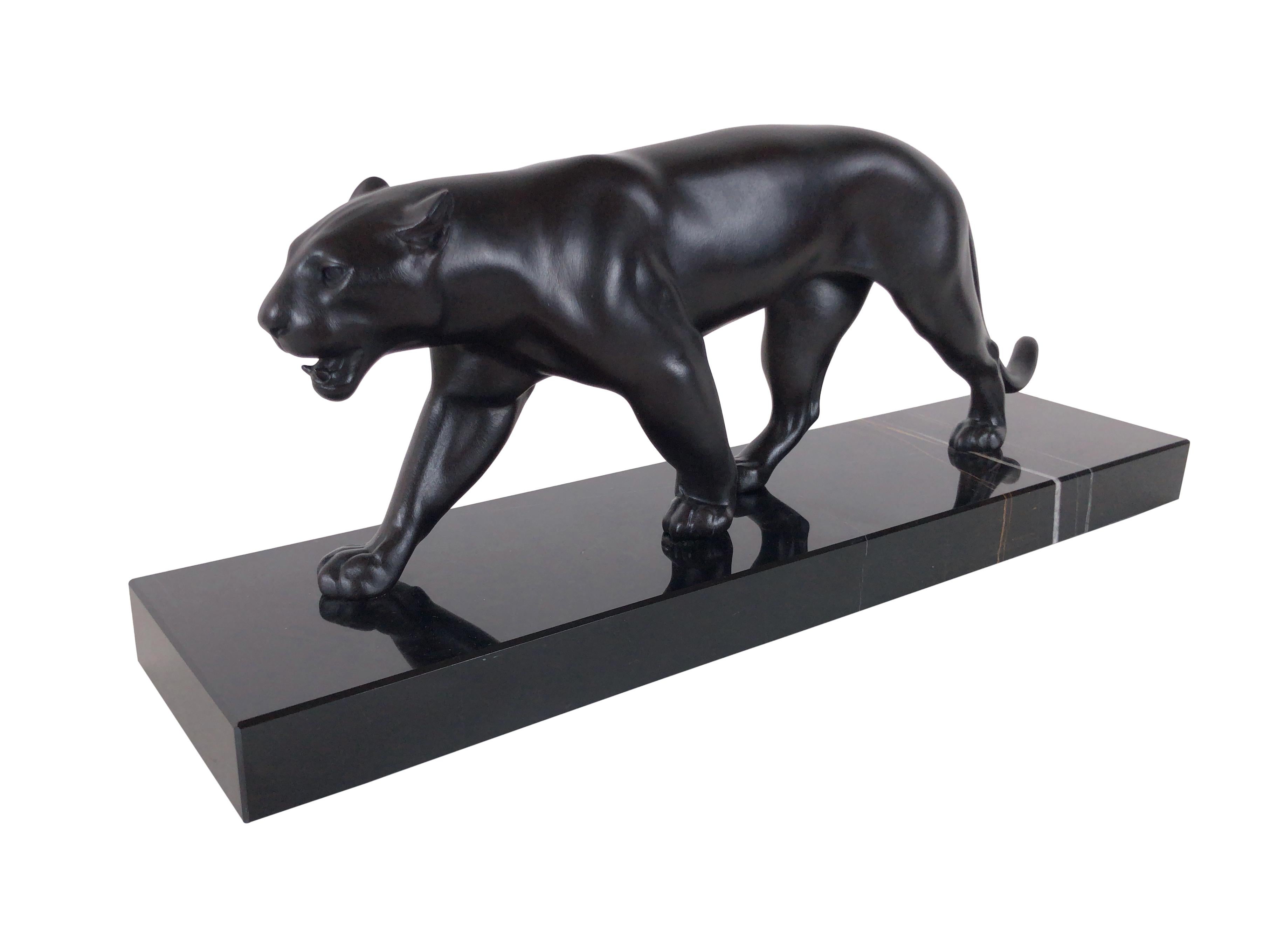 Ouganda Animal Sculpture Black Panther French Art Deco Style by Max Le Verrier In Good Condition For Sale In Ulm, DE