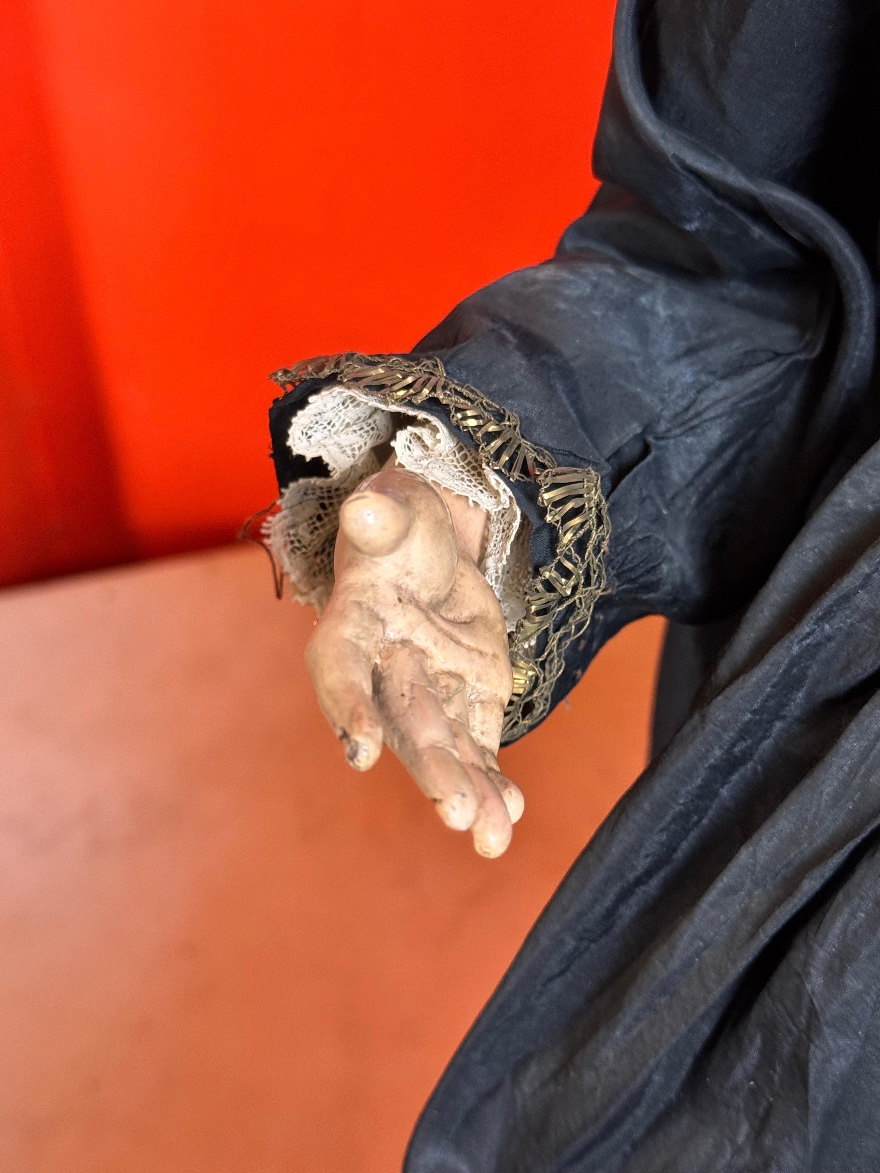 Our Lady of Sorrows, dressed in robes, 19th century. in vendita 2