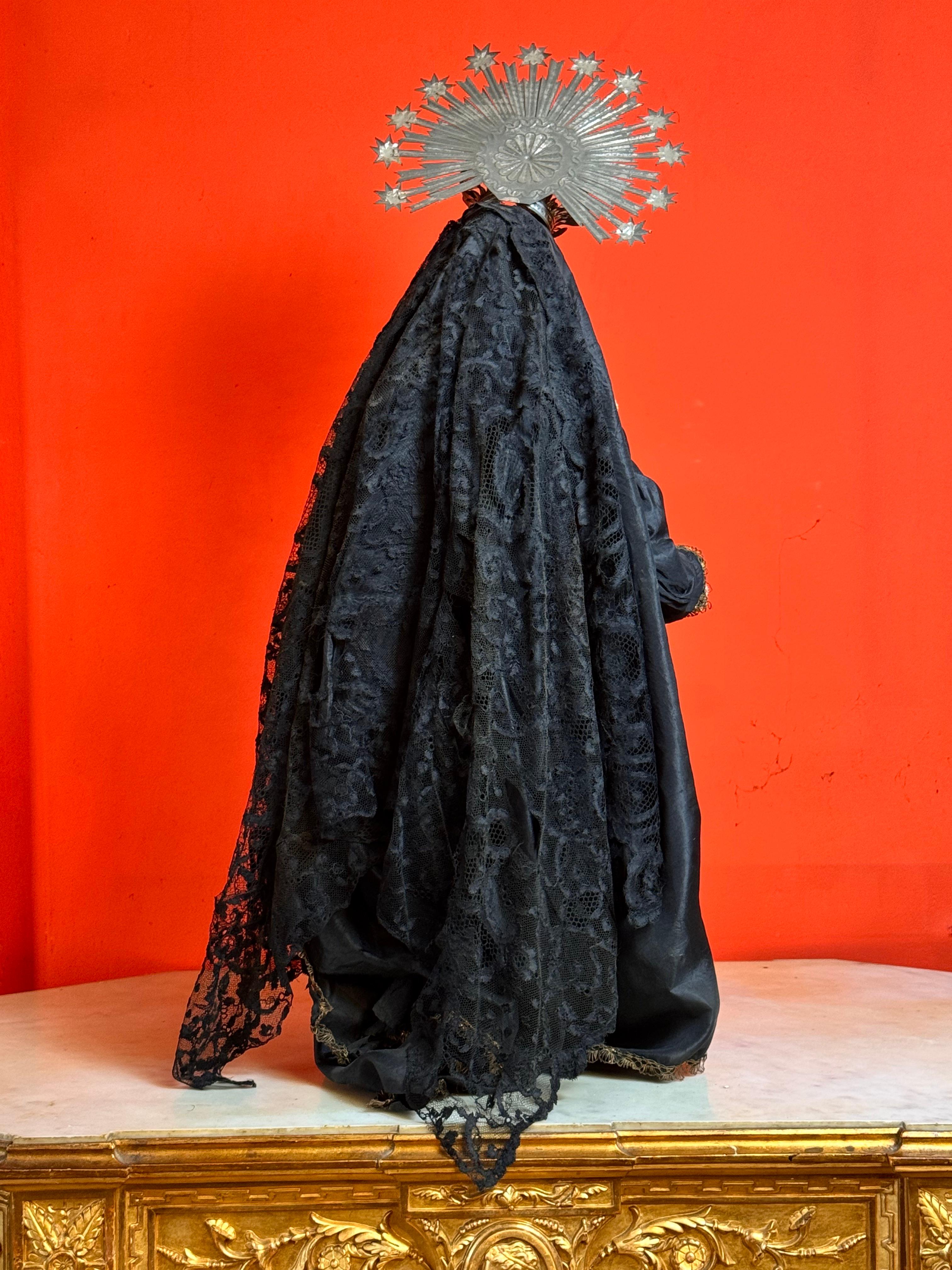 Fatto a mano Our Lady of Sorrows, dressed in robes, 19th century. in vendita