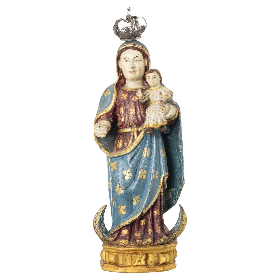 NUESTRA SEÑORA CON EL NIÑO JESÚS  Escultura indoportuguesa, siglo VII