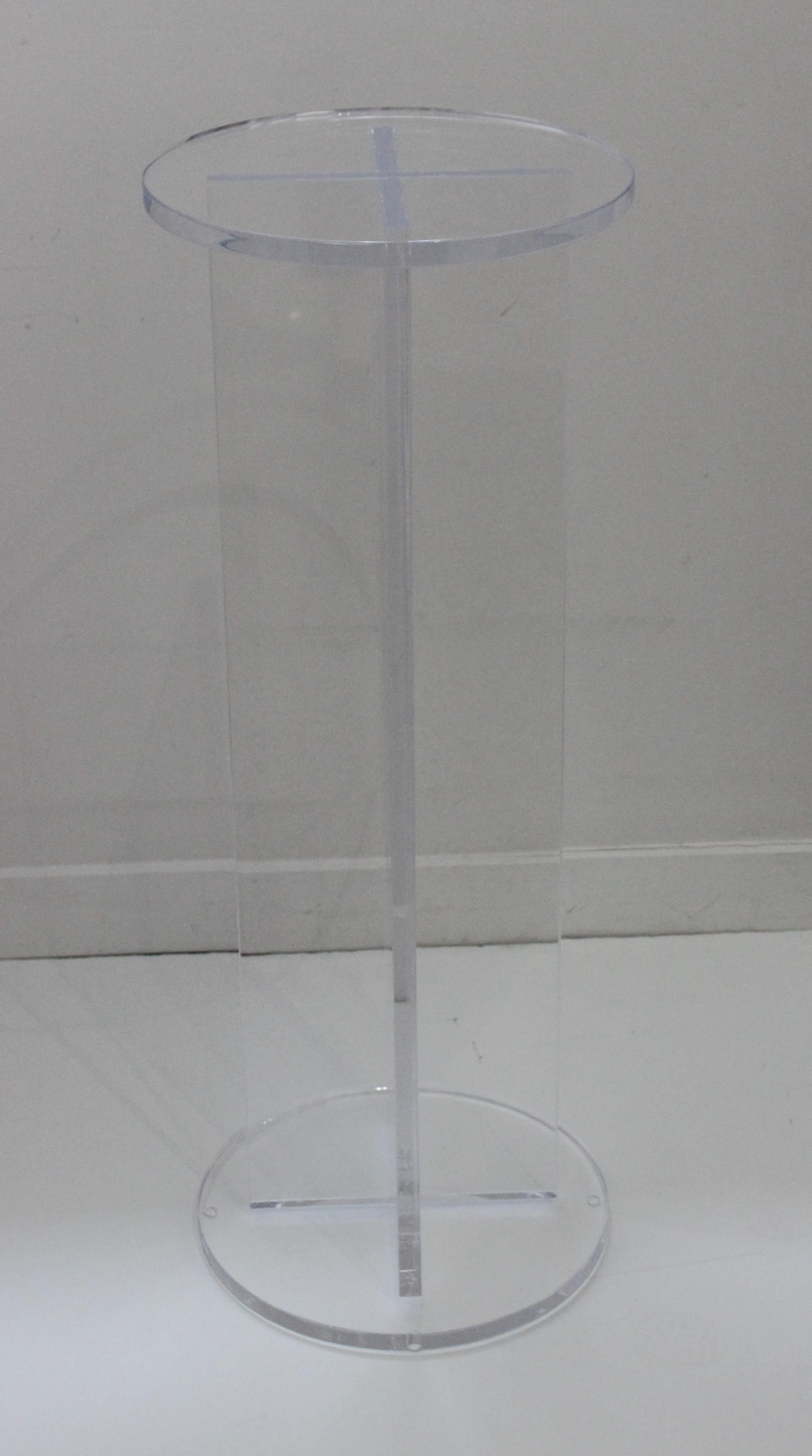 Lucite Pedestal by Iconic Snob Galeries For Sale 4