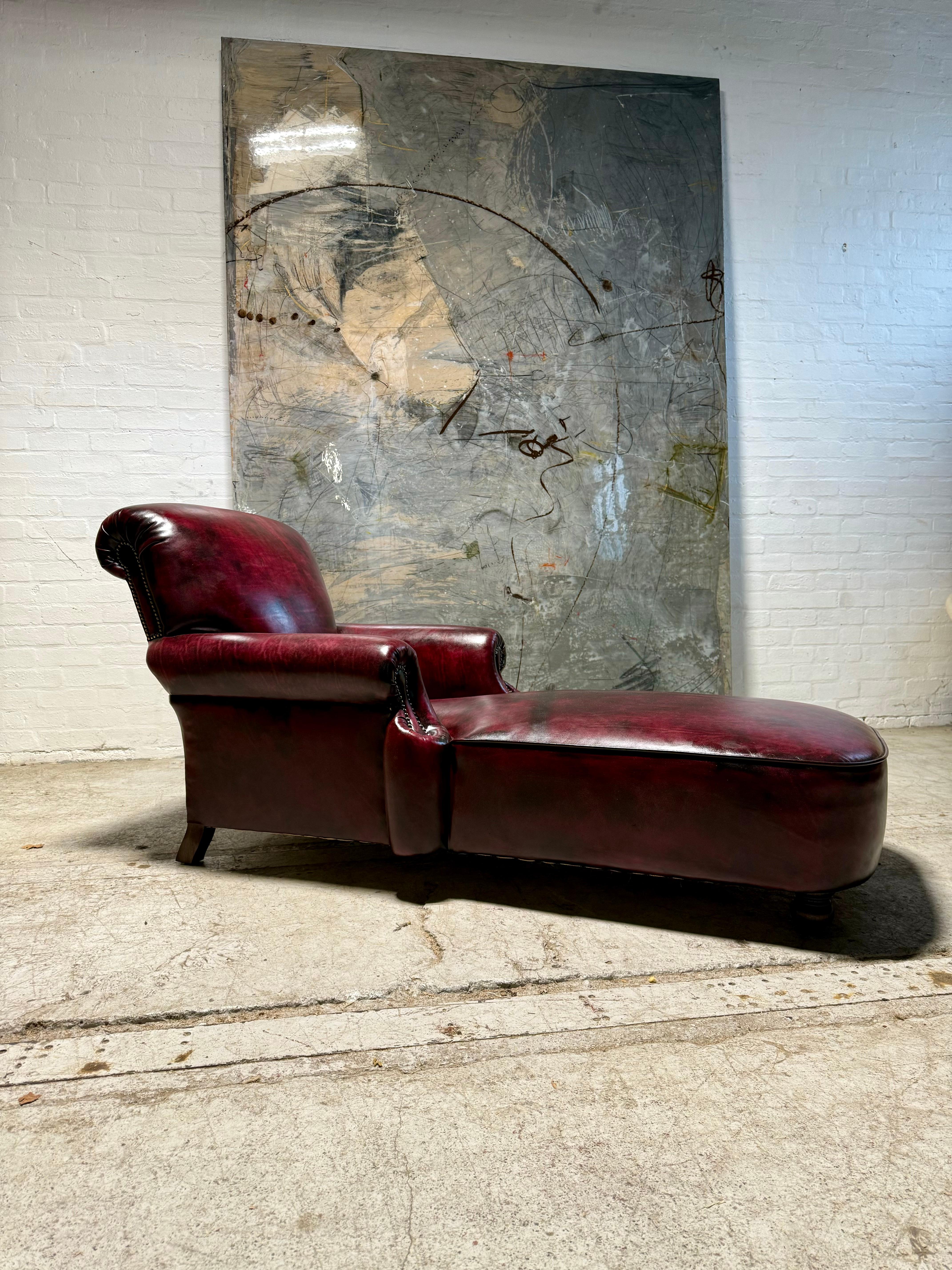 British Our Shelburne Daybed in Hand Dyed leathers For Sale
