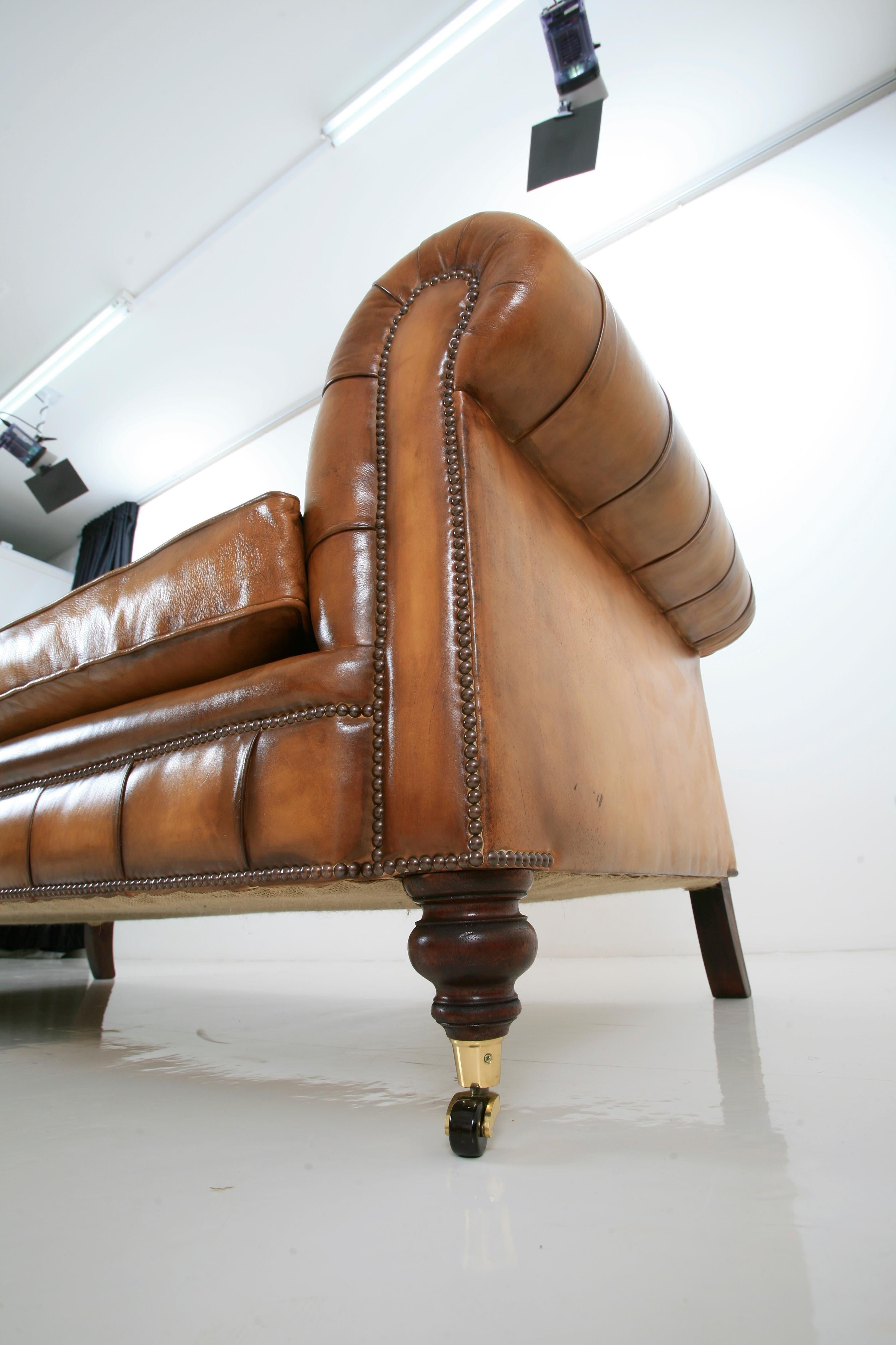 British Our Signature Wilmington Chesterfield Sofa in Hand Dyed Elephant Grey Leather For Sale