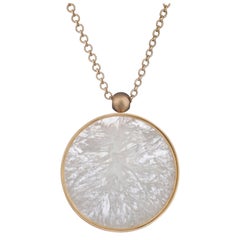 OUROBOROS Agate and 18 Karat Gold Chain Pendant Necklace