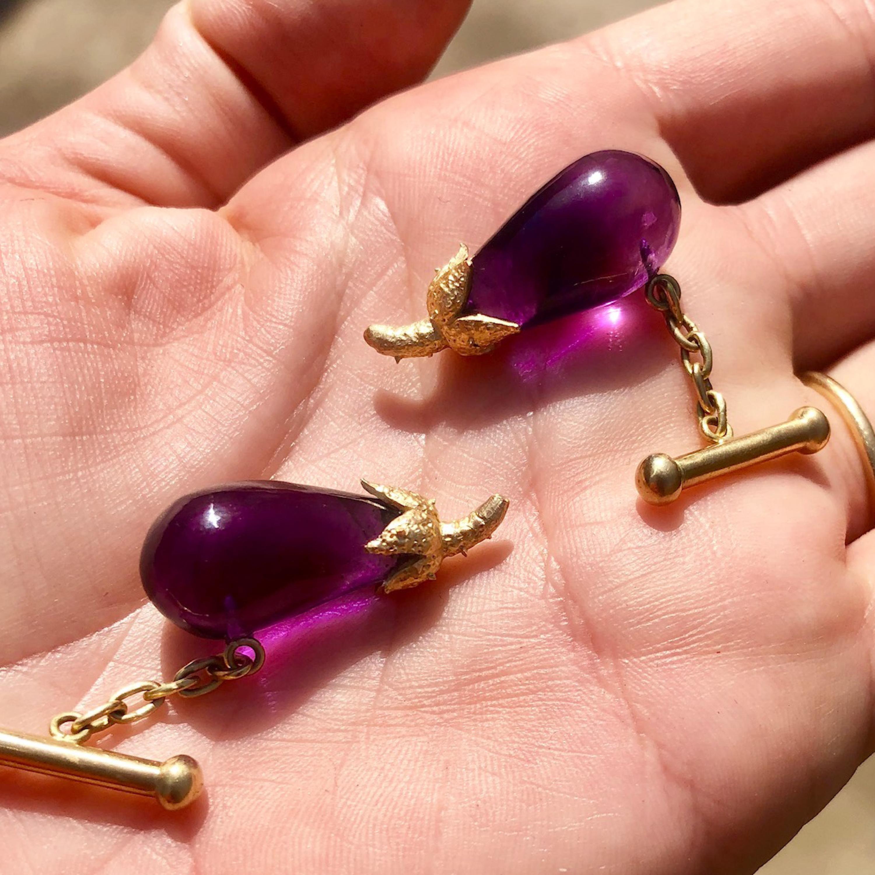 Hand-carved amethyst and gold (18K) hand-carved aubergine cufflinks.

If this piece is out of stock it takes 4-6 weeks to make as it is entirely made by hand. 

OUROBOROS is an artisanal brand, based out of Jaipur and designed by the British