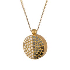 OUROBOROS Diamond and Agate Pendant 18 Karat Gold Handmade Chain Necklace