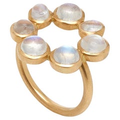 OUROBOROS Ring mit Regenbogen-Mondstein aus 18kt Gold