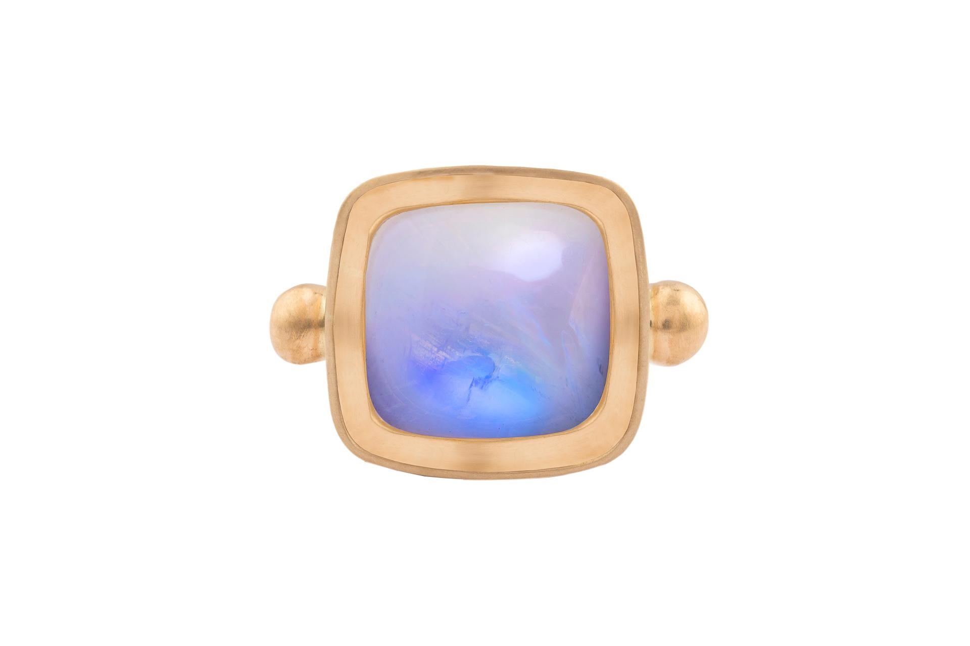OUROBOROS square cabochon rainbow moonstone set in 18kt gold ring.

This ring comes in various different sizes so please contact the designer.

OUROBOROS’ commitment to using only the most unique stones set in 18 or 24 Karat gold, is matched only to