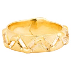Ouroboros Ring in 18K Yellow Gold & Sapphires by SIDERAE