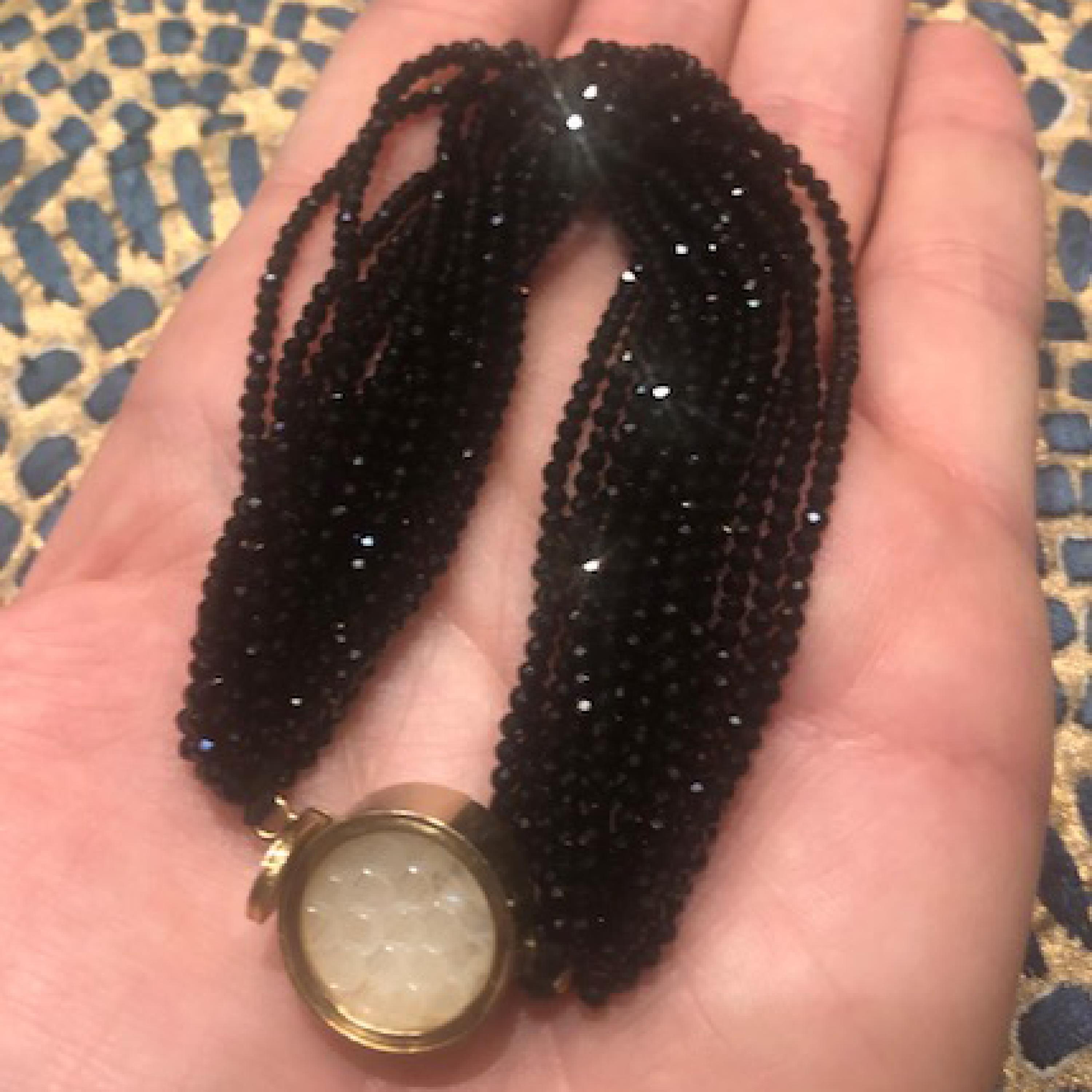OUROBOROS Snake Scale Carved Moonstone 18 Karat Gold with pearl/spinel bracelet For Sale 2
