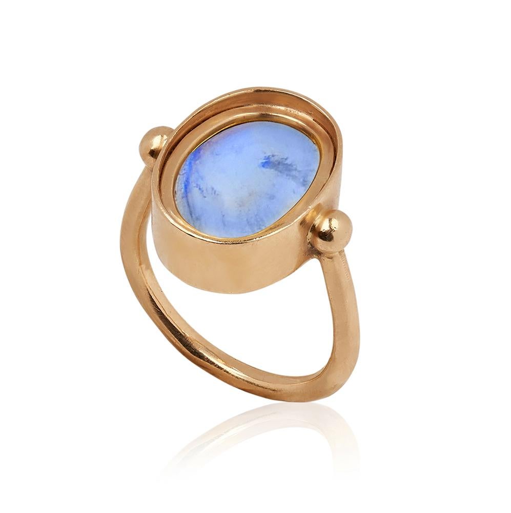 Square Cut Ouroboros Square Rainbow Moonstone Handmade 18 Karat Yellow Gold Ring For Sale