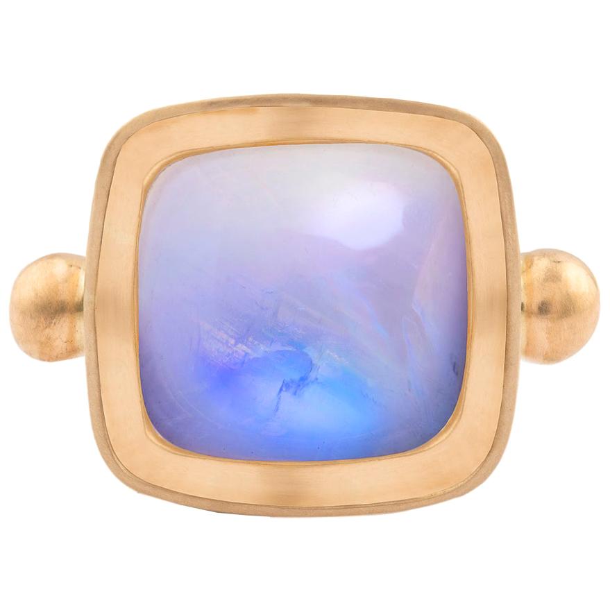 Ouroboros Square Rainbow Moonstone Handmade 18 Karat Yellow Gold Ring For Sale