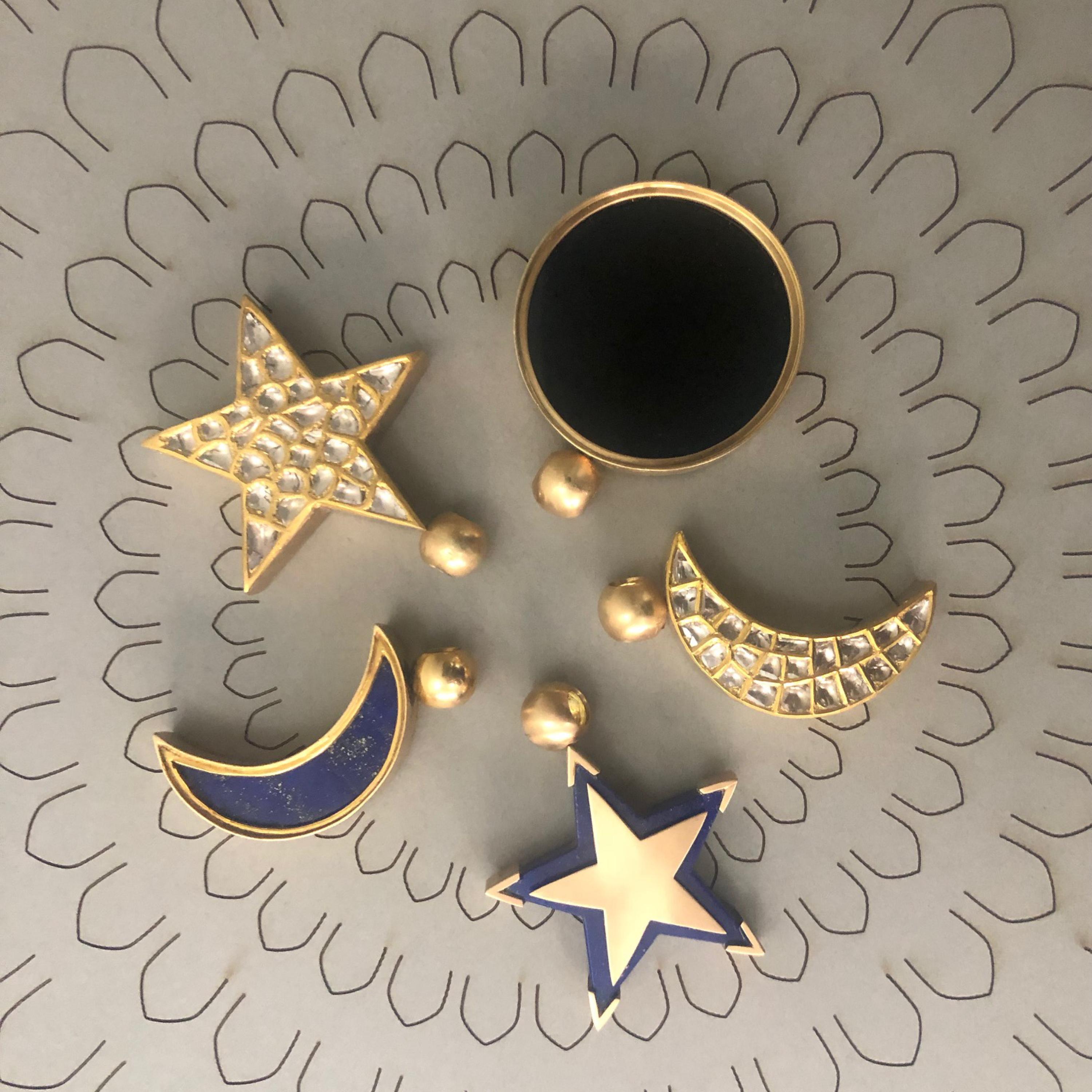 OUROBOROS Star Lapis Lazuli Spinning Pendant Handmade 18 Karat Gold Necklace For Sale 1