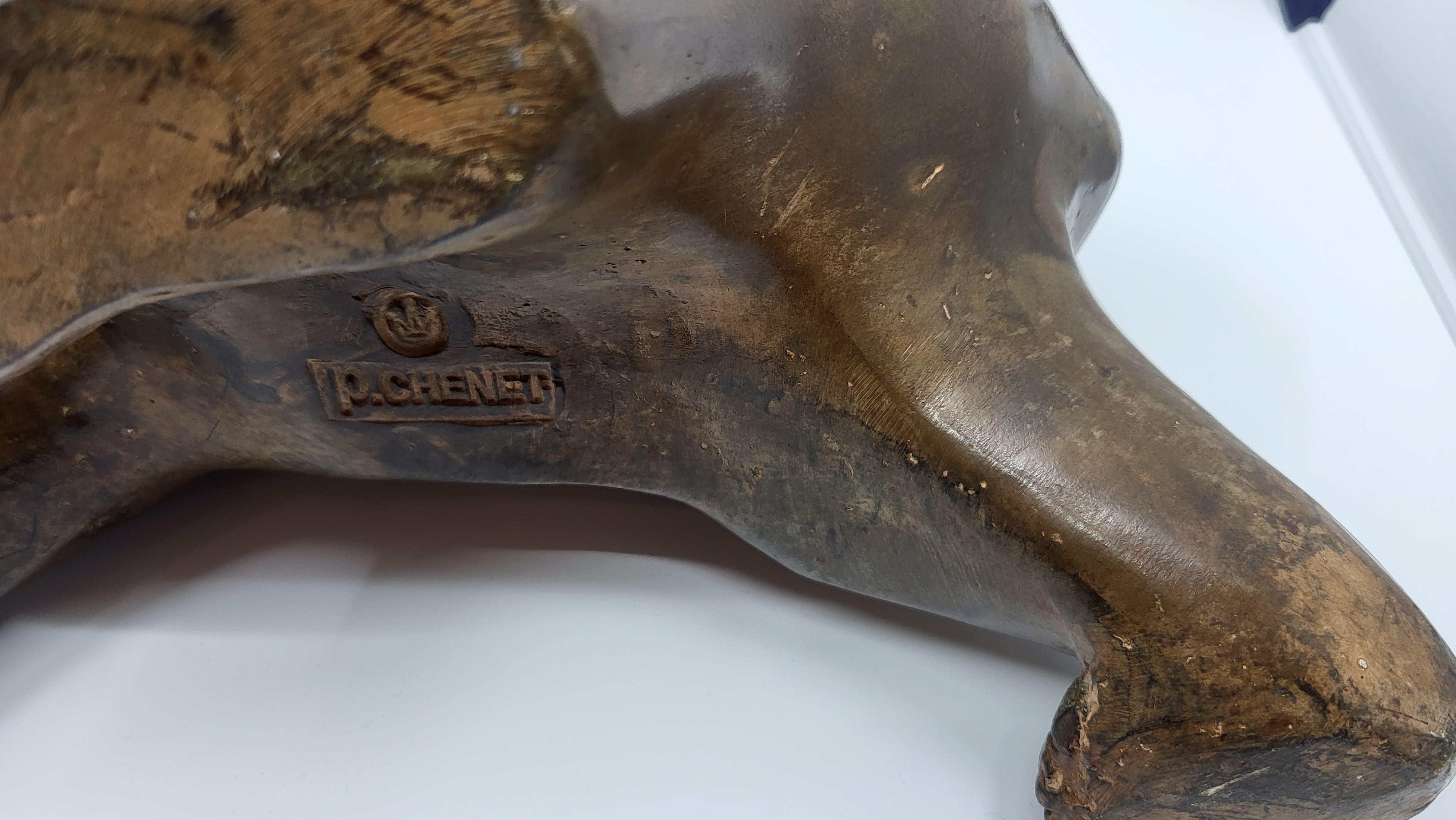 French  Ours Polaire grande taille en bronze à patine brune Français de Pierre Chenet For Sale
