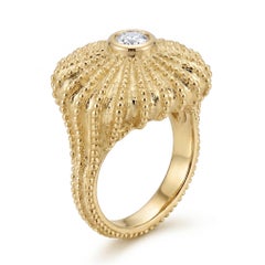 Anello Oursin in oro giallo 18k con diamante di MARIANNE CANARELLI