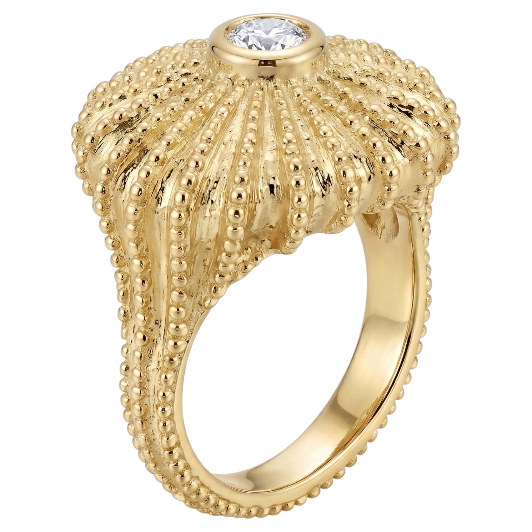 Oursin Ring in 18k Yellow Gold with Diamond by MARIANNE CANARELLI