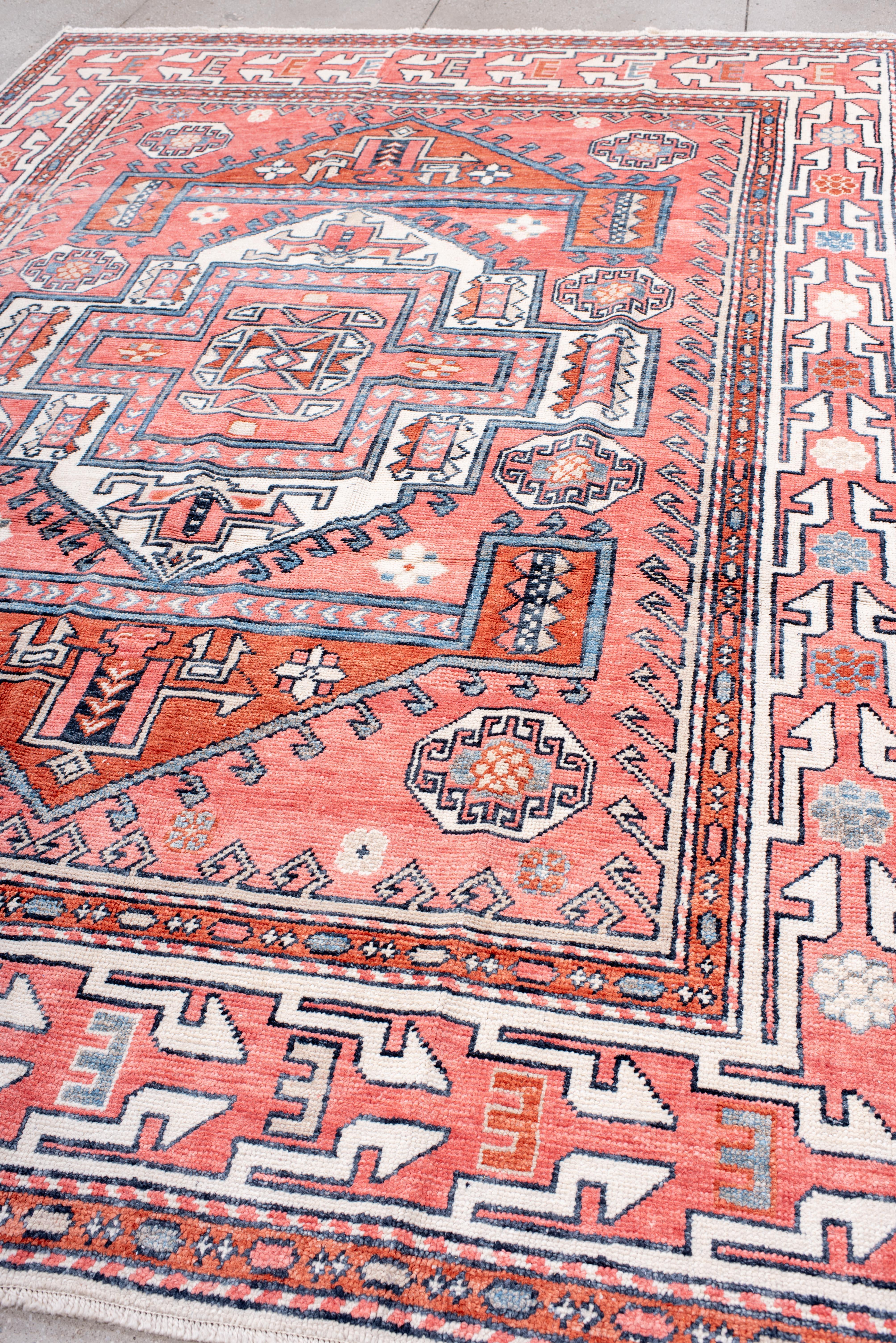 Oushak 2022 in Ruby Red For Sale 2