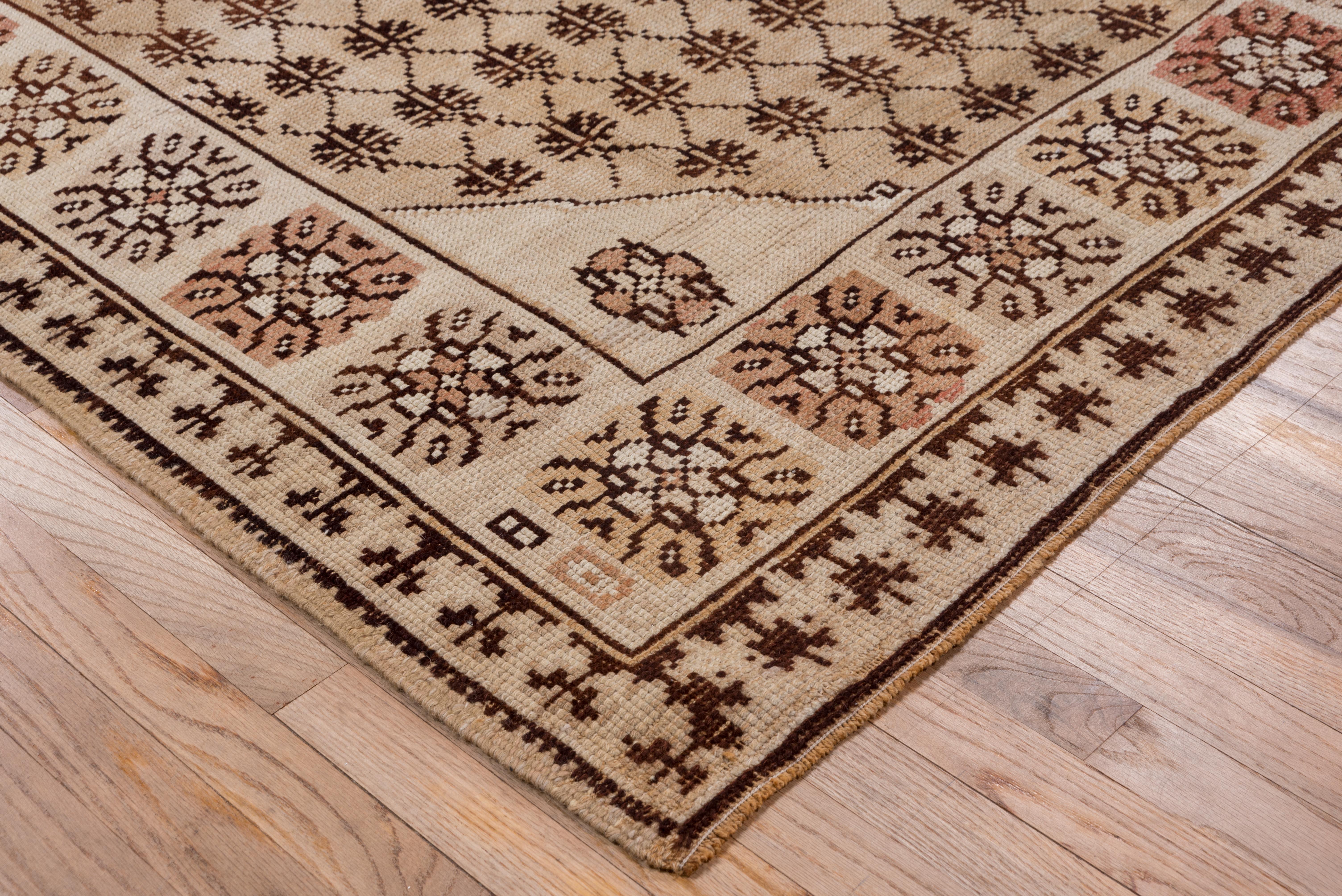 Mid-20th Century Oushak Area Rug, circa 1940s For Sale