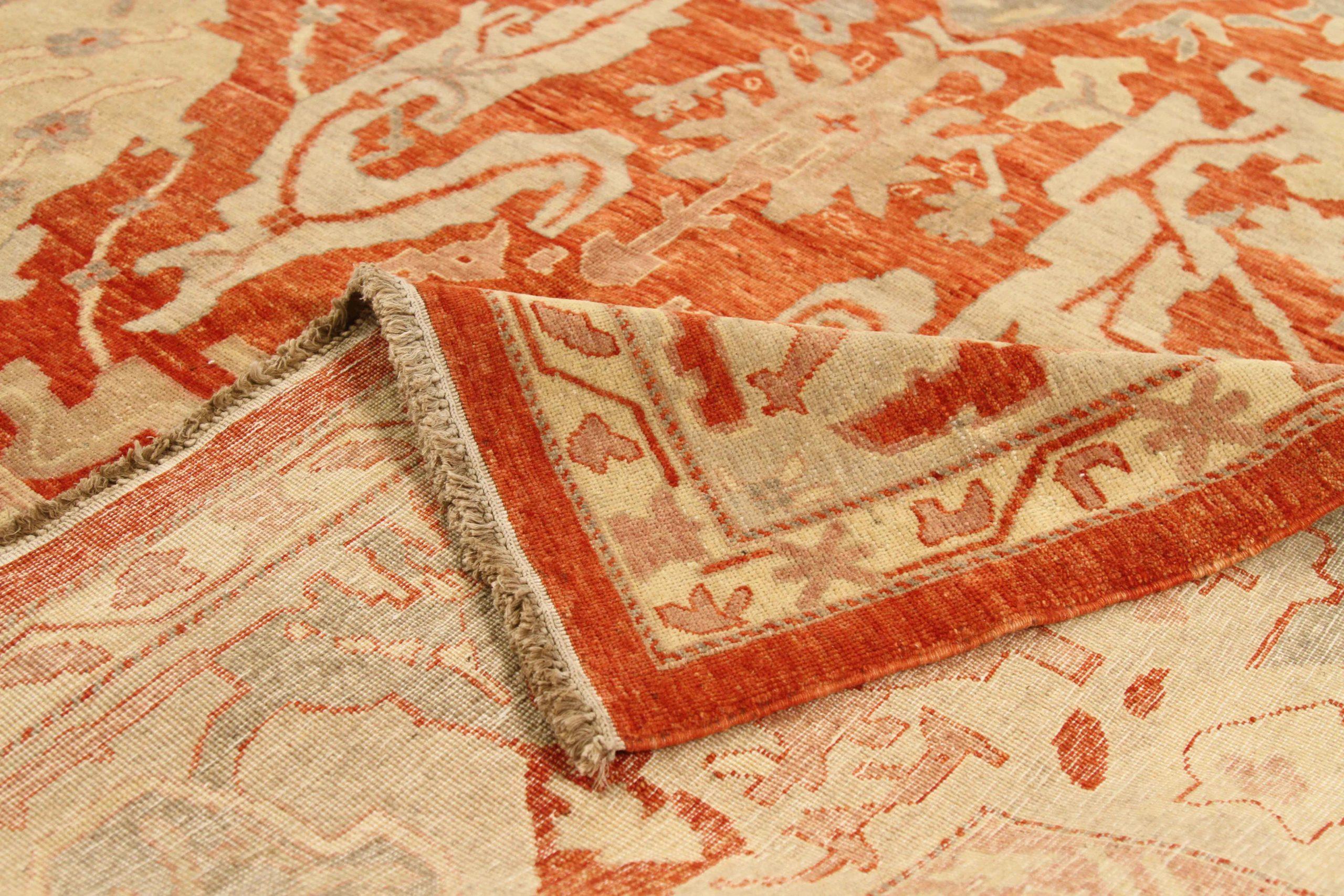 20th Century Oushak Area Rugs - 68119 For Sale