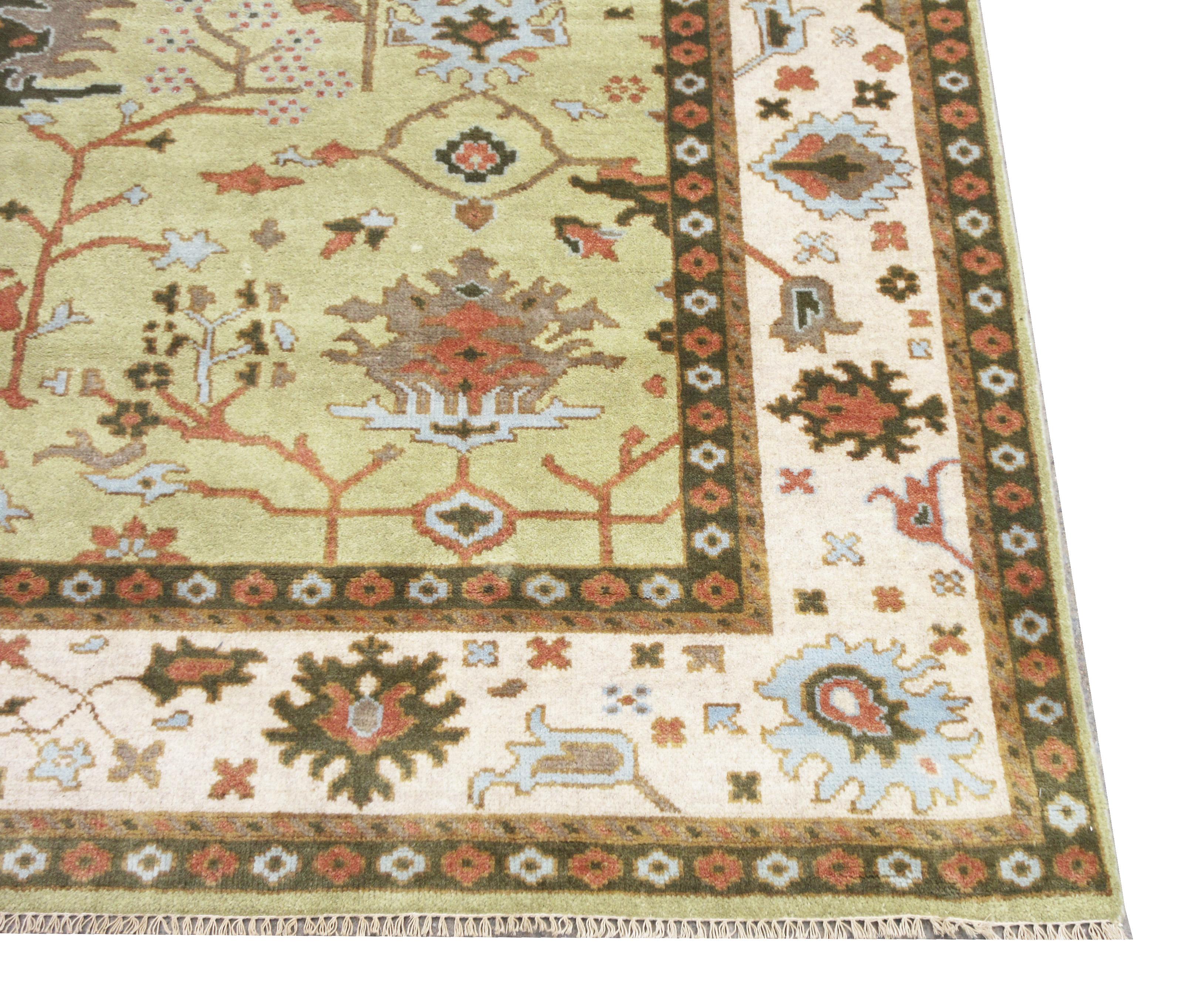 Oushak Art & Craft Hand-Knotted Rug In New Condition For Sale In Laguna Hills, CA