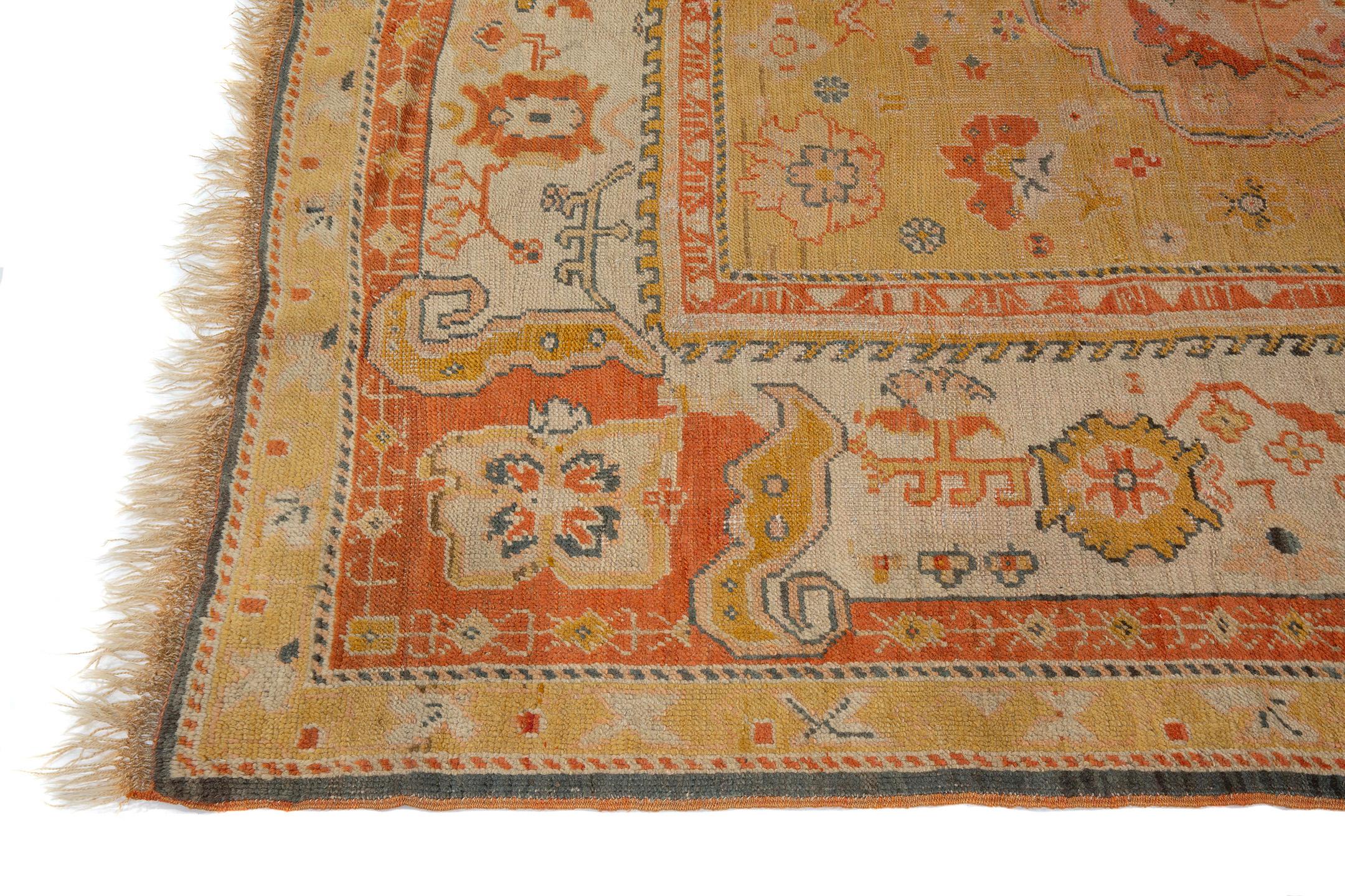 Ein Oushak-Teppich aus dem späten 19. Jahrhundert (5220)

Zusätzliche Informationen:
Abmessungen: Höhe: 410 cm, 13 Fuß 6″
Breite: 340 cm, 11 Fuß 2″