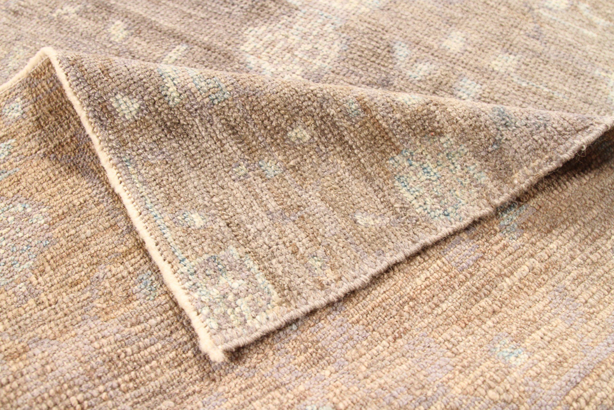 20th Century Oushak Circa 1990 - 69817 For Sale