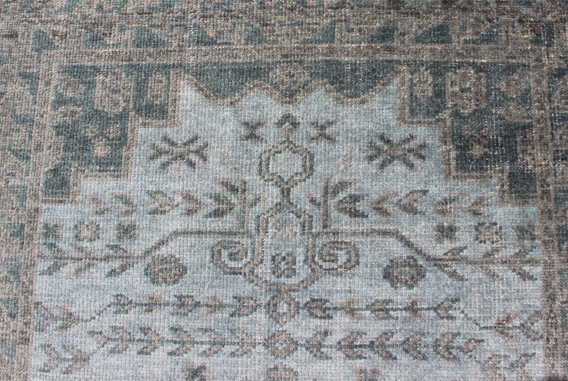 Oushak Design Distressed Rug in Gray, Taupe, & Cream with large Medallion Design 2