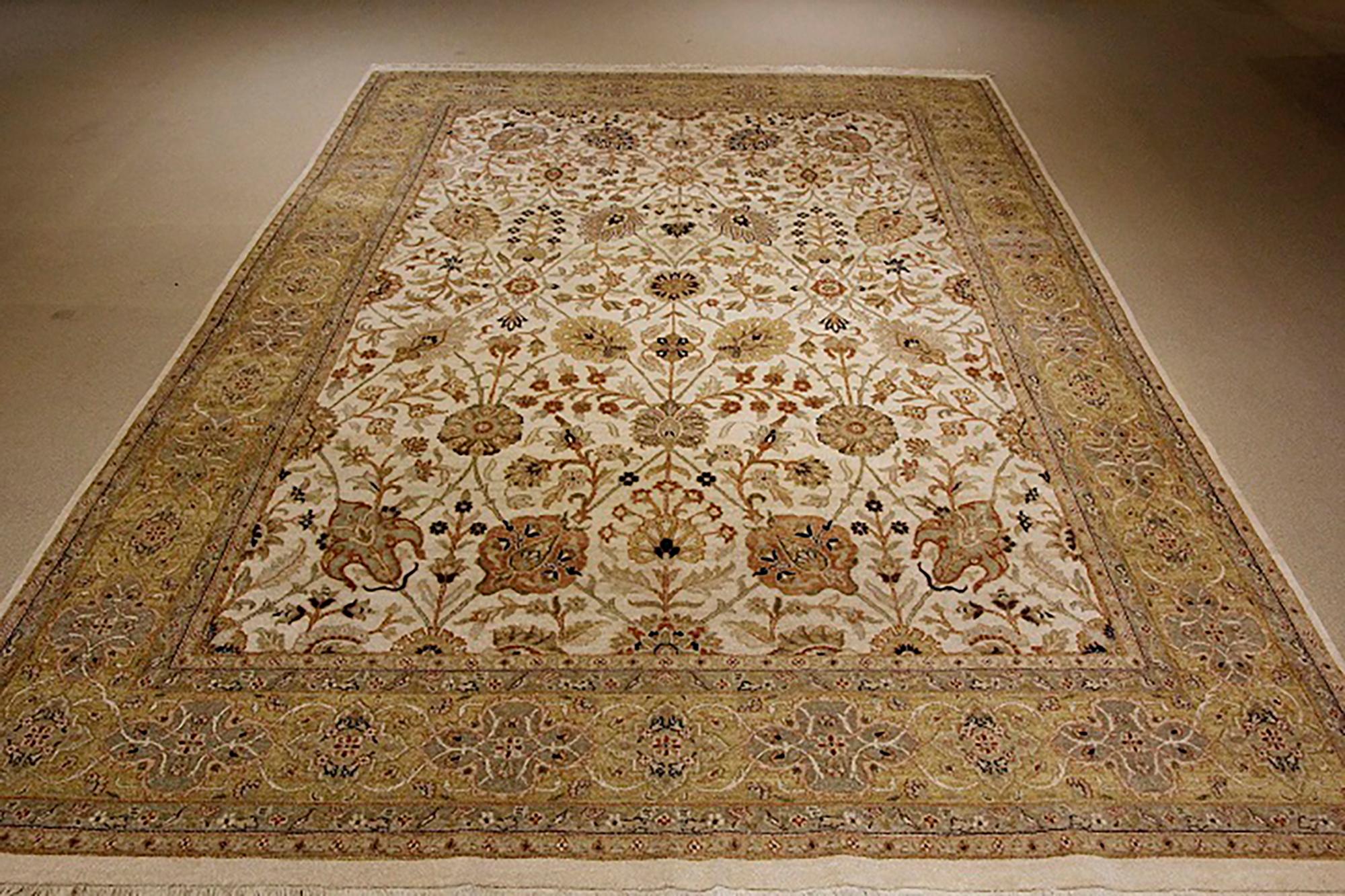 Oushak Design-Teppich (Indisch) im Angebot