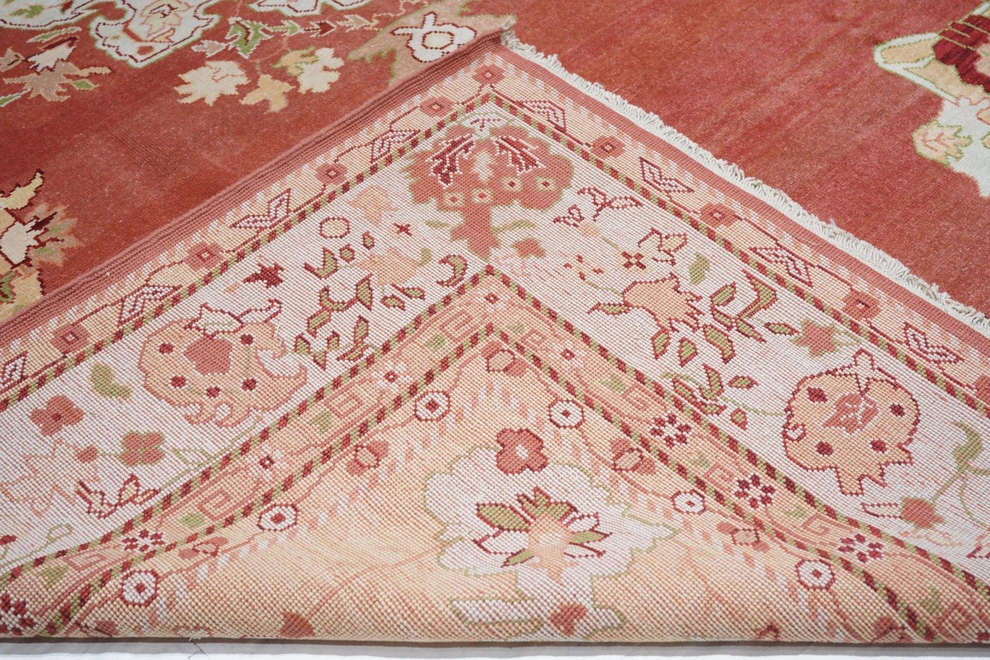 Oushak-Teppich 10'0