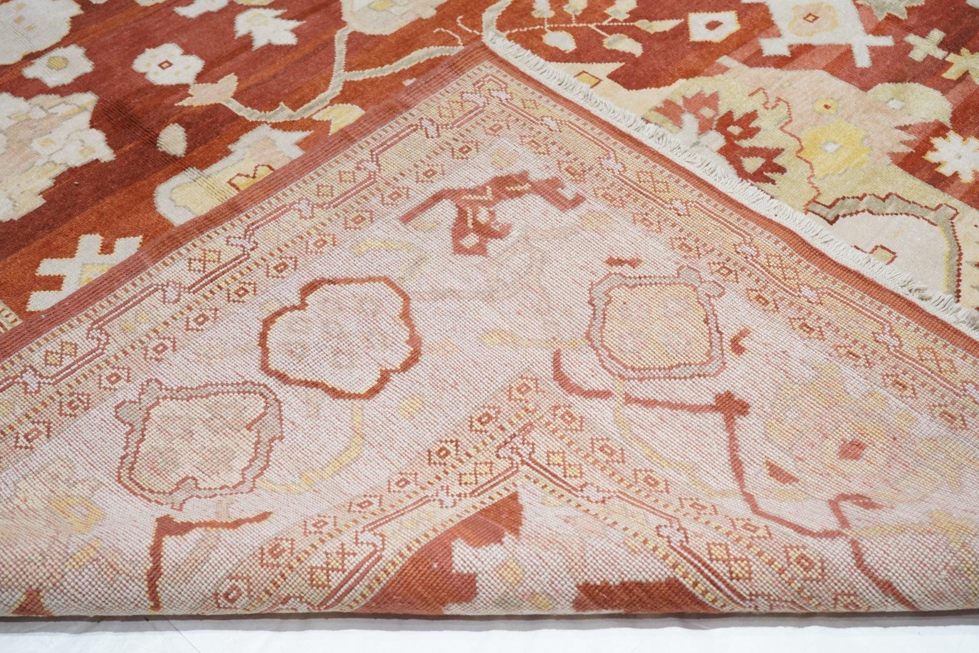 Oushak-Teppich 10'0