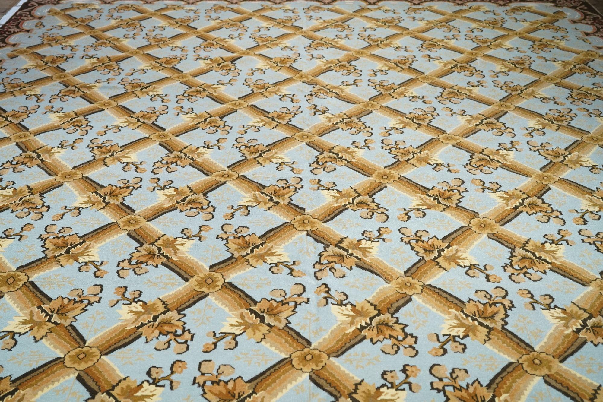 Oushak Rug 12'0'' x 15'0'' For Sale 2