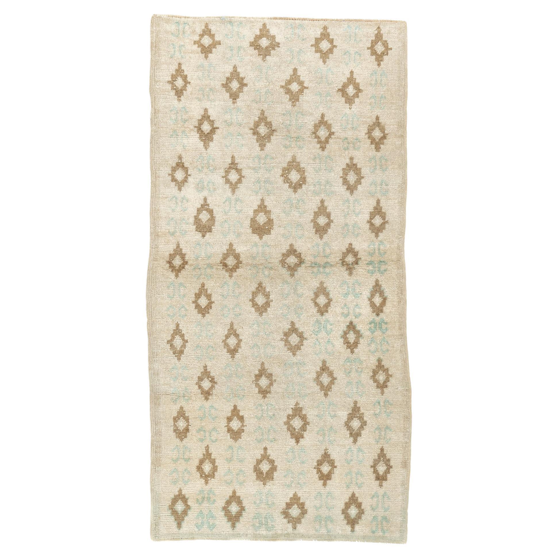 Oushak Rug 2'10'' x 5'8''