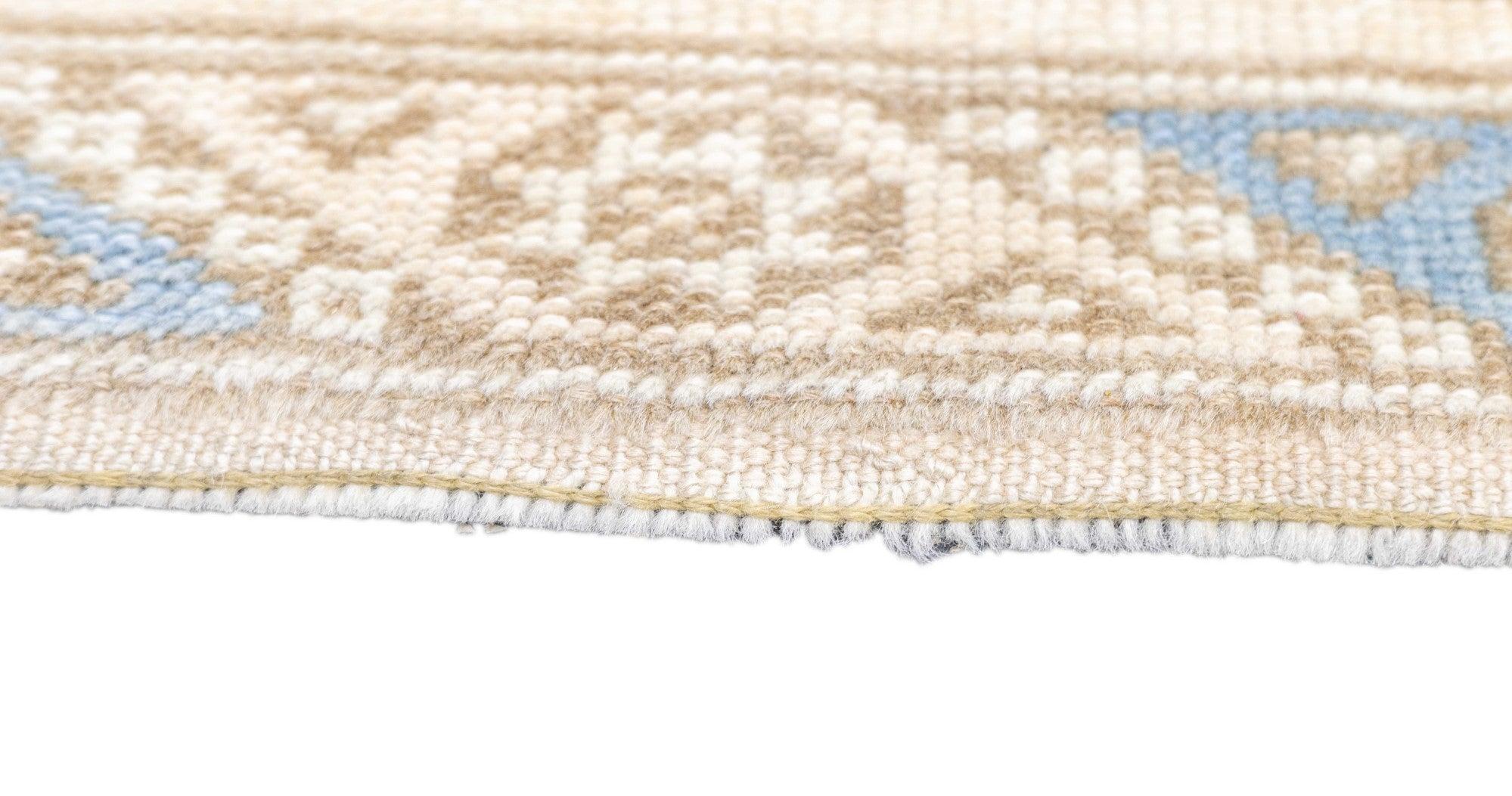 Oushak-Teppich 2'4'' x 3'10'' im Zustand „Gut“ im Angebot in New York, NY