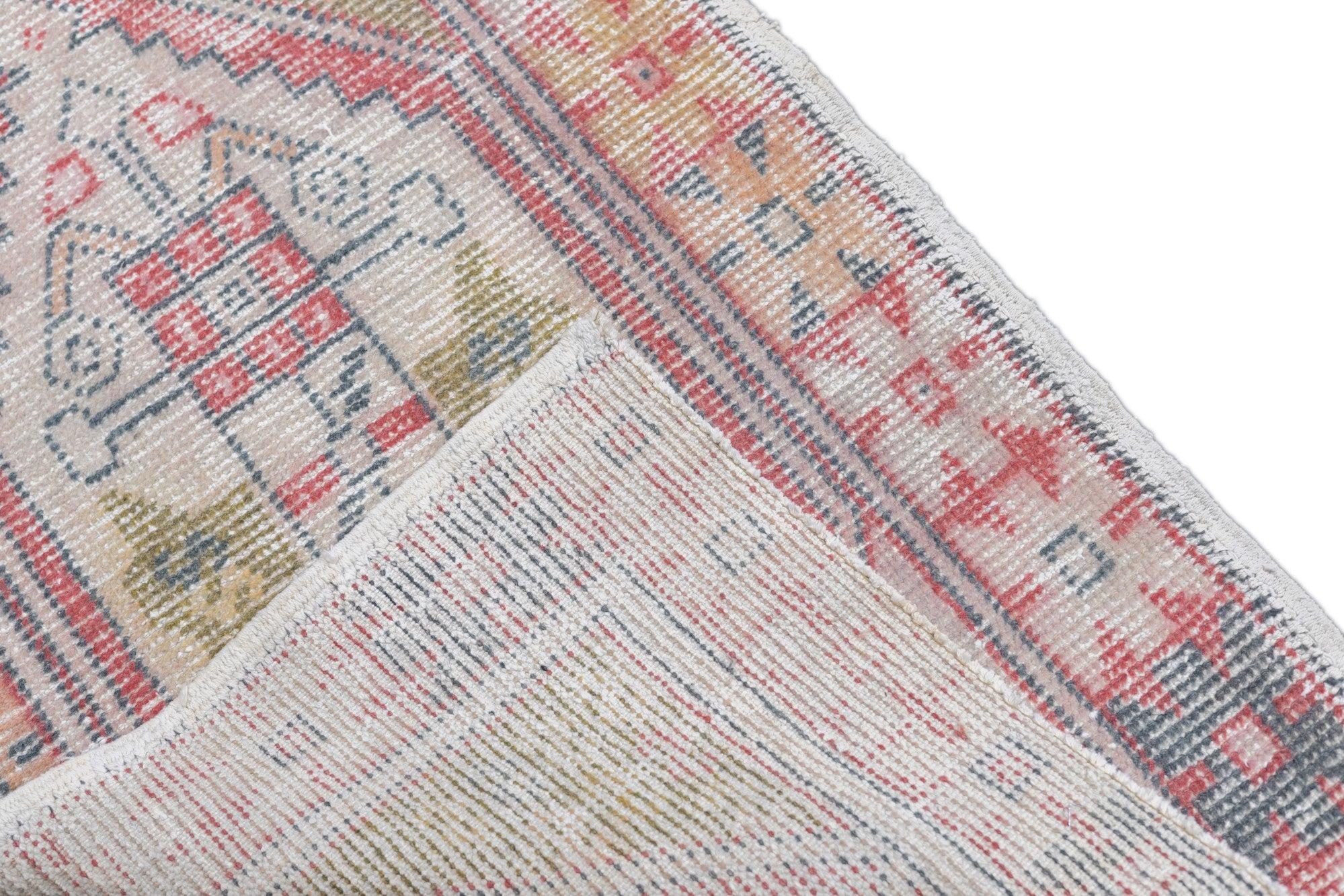 Oushak-Teppich 2'5'' x 3'9'' im Angebot 4