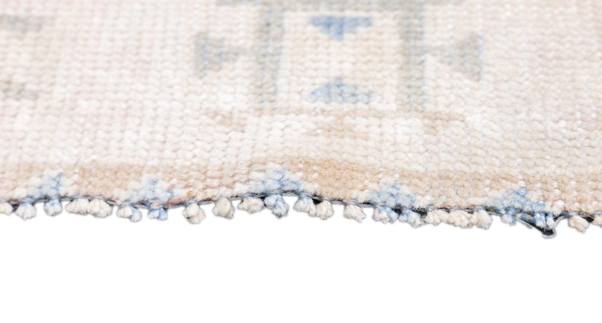 XXI secolo e contemporaneo Tappeto Oushak 2'7'' x 3'5'' in vendita
