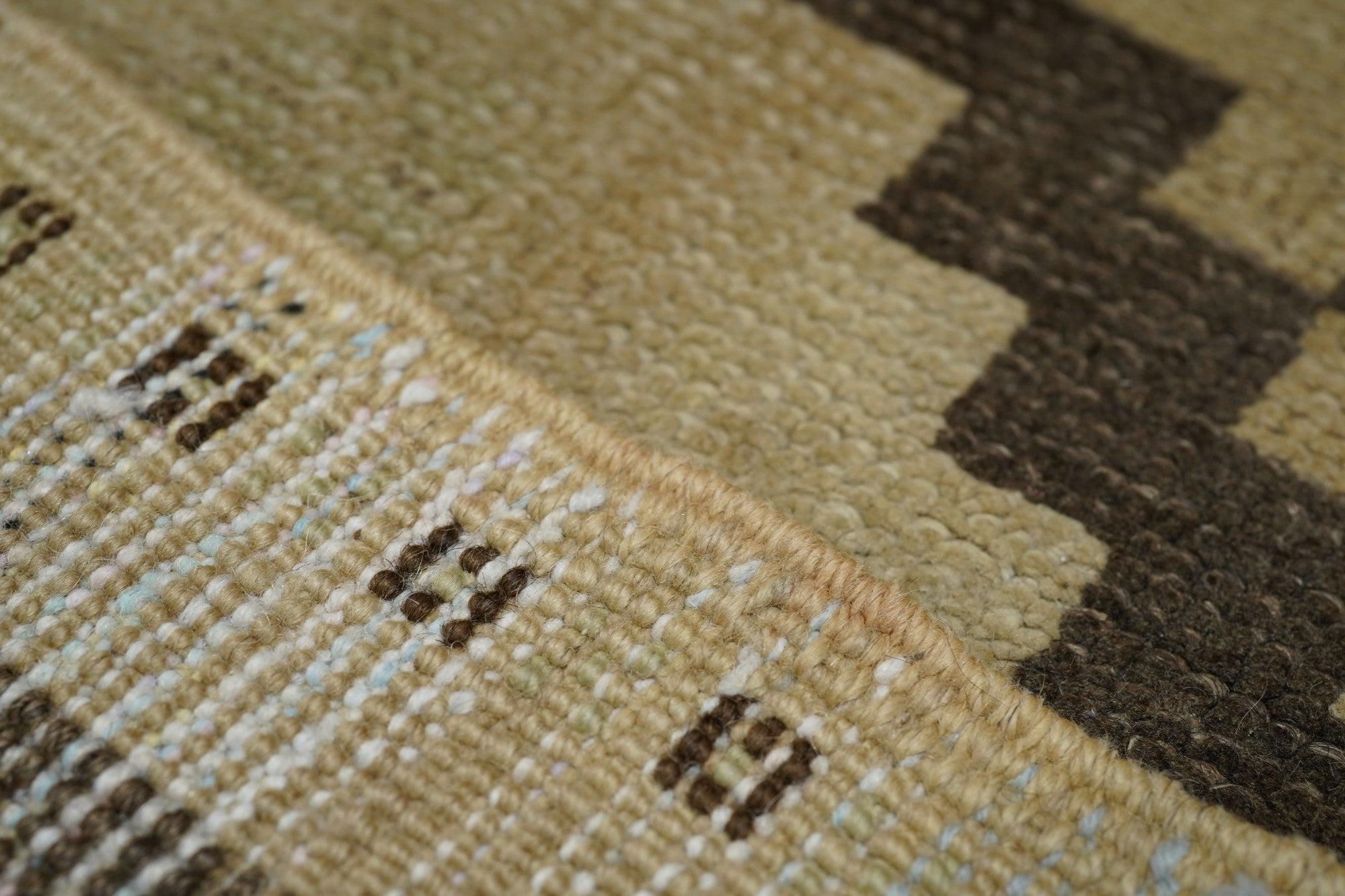 Tappeto Oushak 2'8'' x 3'0'' in vendita 1