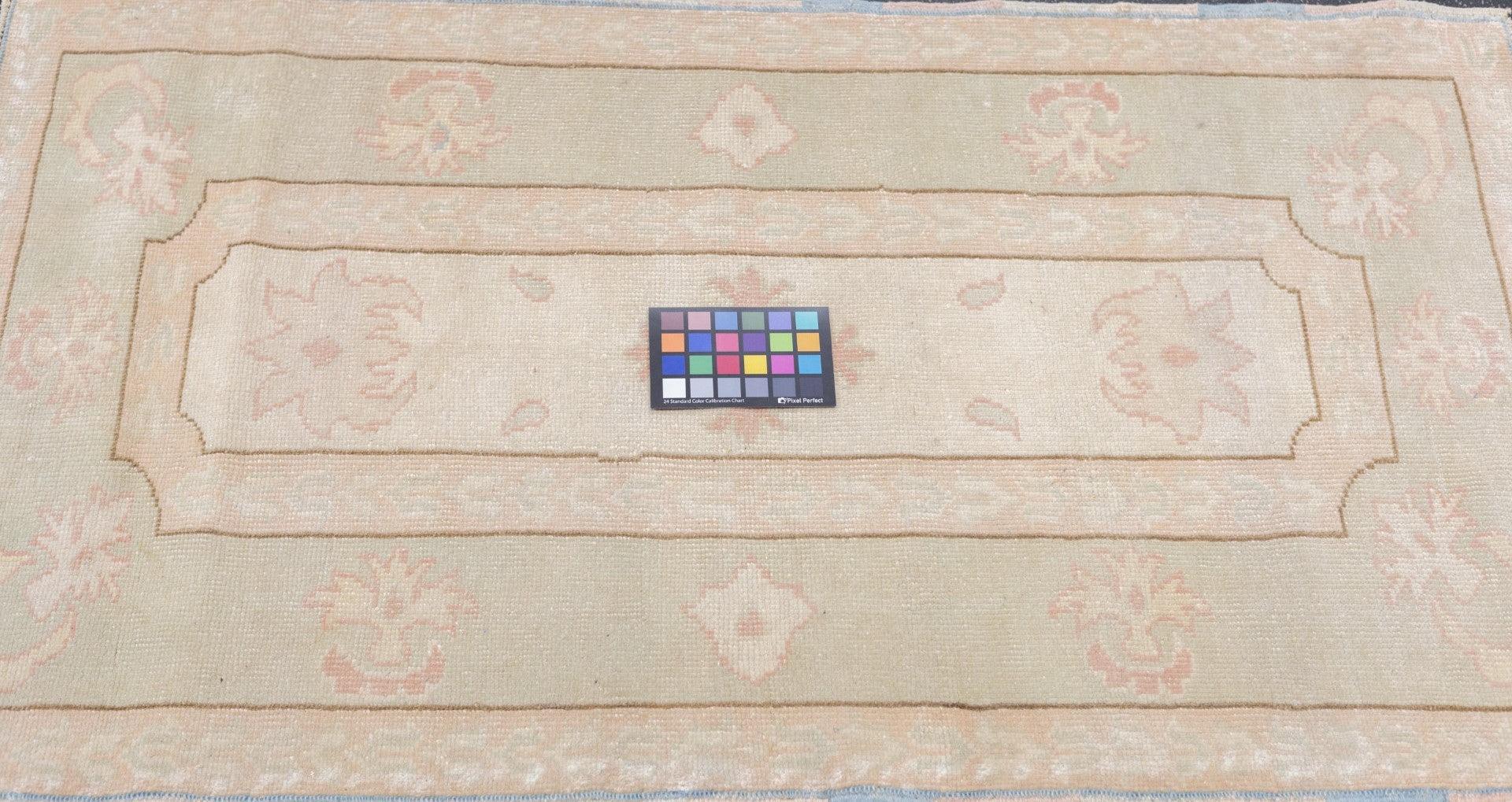 Oushak Rug 2'8'' x 4'7'' For Sale 4